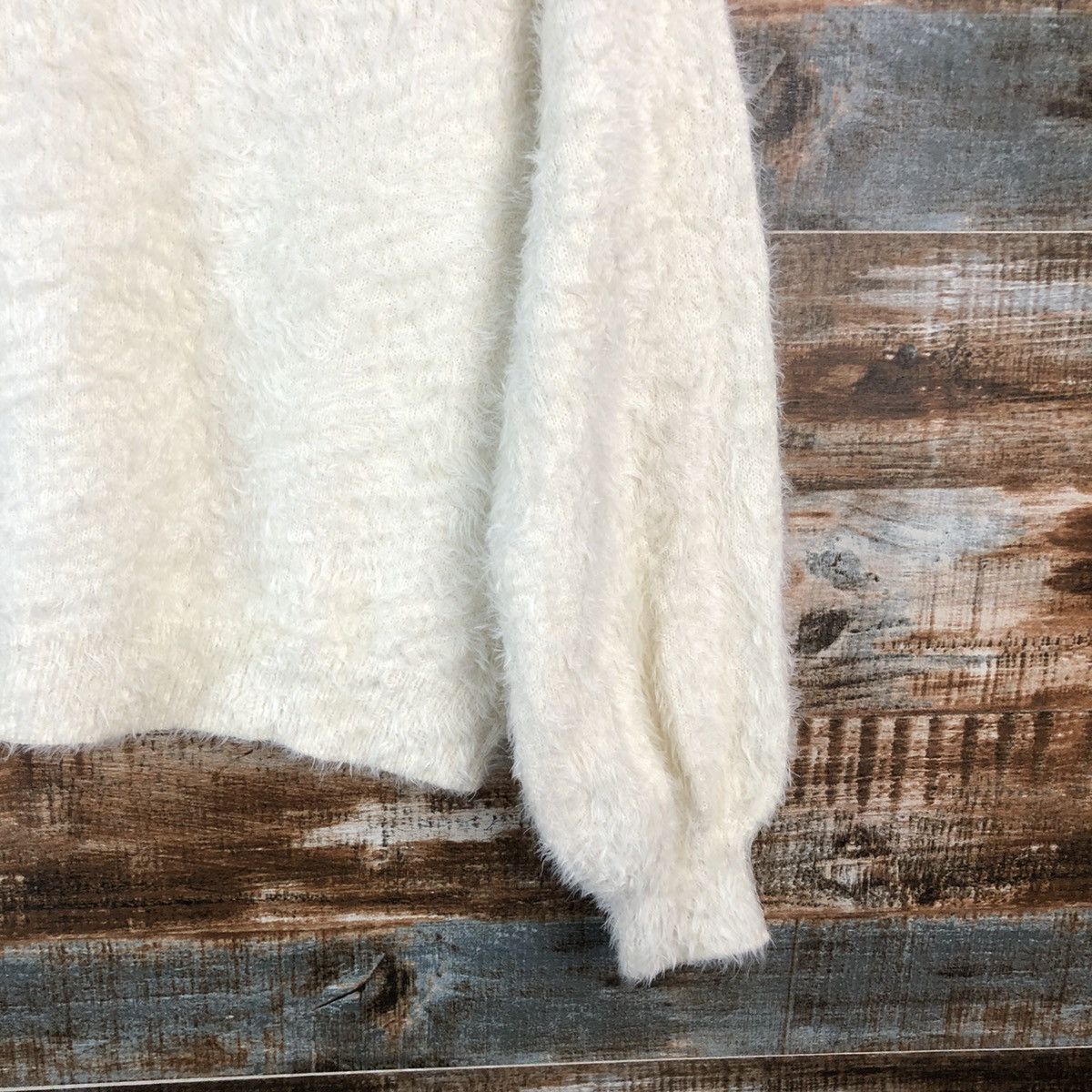 Vintage DLL Earth Music & Econology Cream Mohair Knitwear #C075 Size S / US 4 / IT 40 - 16 Thumbnail