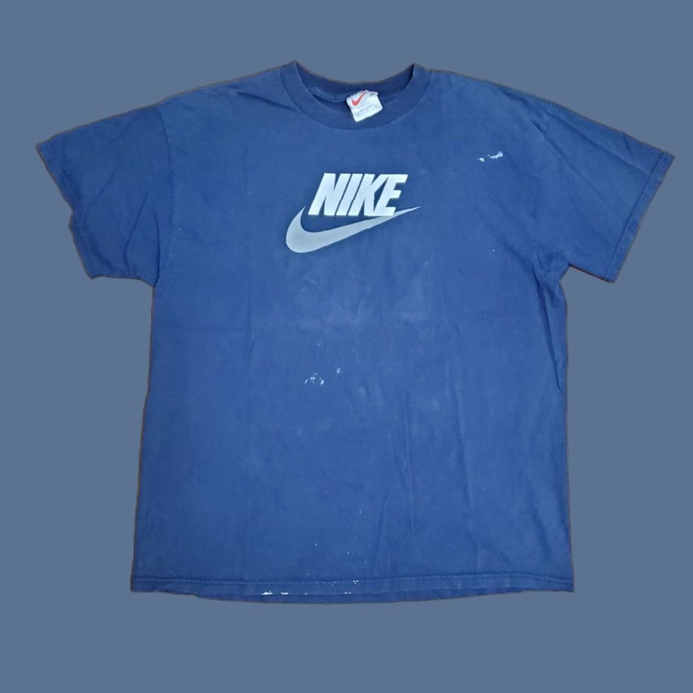 Nike VINTAGE Nike T Shirt XL 90s Spellout Graphic White Tag Paint Stained Blue Cotton Cotton Blend Embroidered Mens Shirt 1990s Sports USA Y2K Size US XL / EU 56 / 4 - 1 Thumbnail