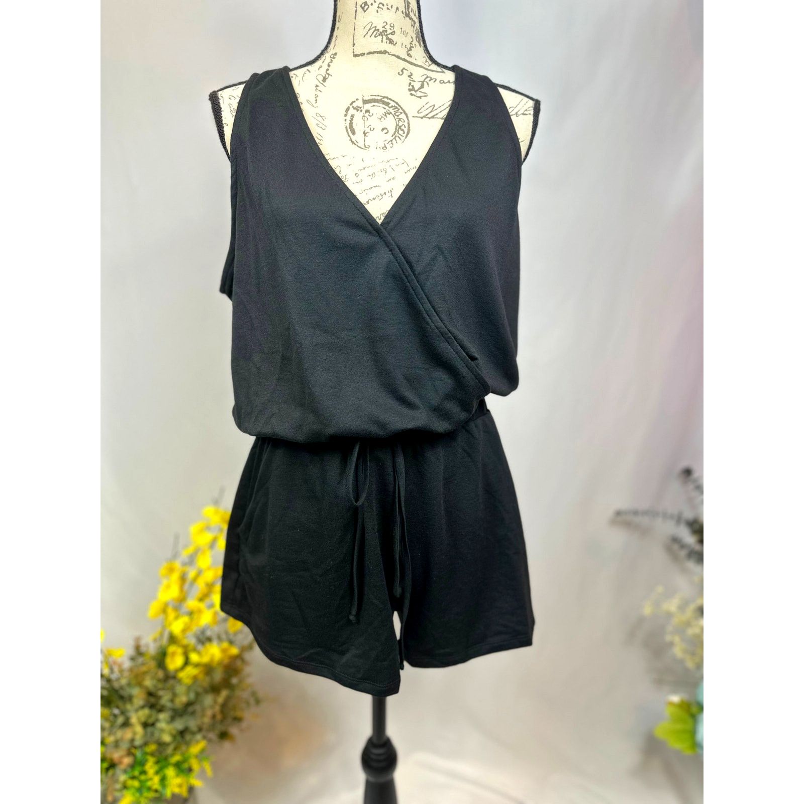 Other LBLC the Label Lauren Romper Drawstring Waist Pockts Black L Size 30" / US 8 / IT 44 - 7 Thumbnail