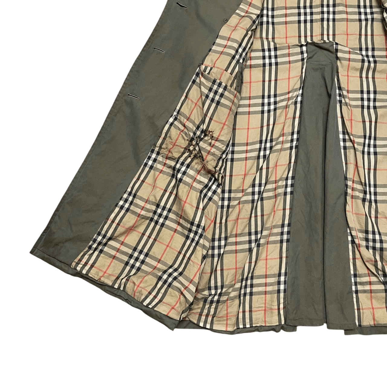 Burberry Vintage Burberry Nova Check Trench Coat Distressed Size US M / EU 48-50 / 2 - 15 Thumbnail
