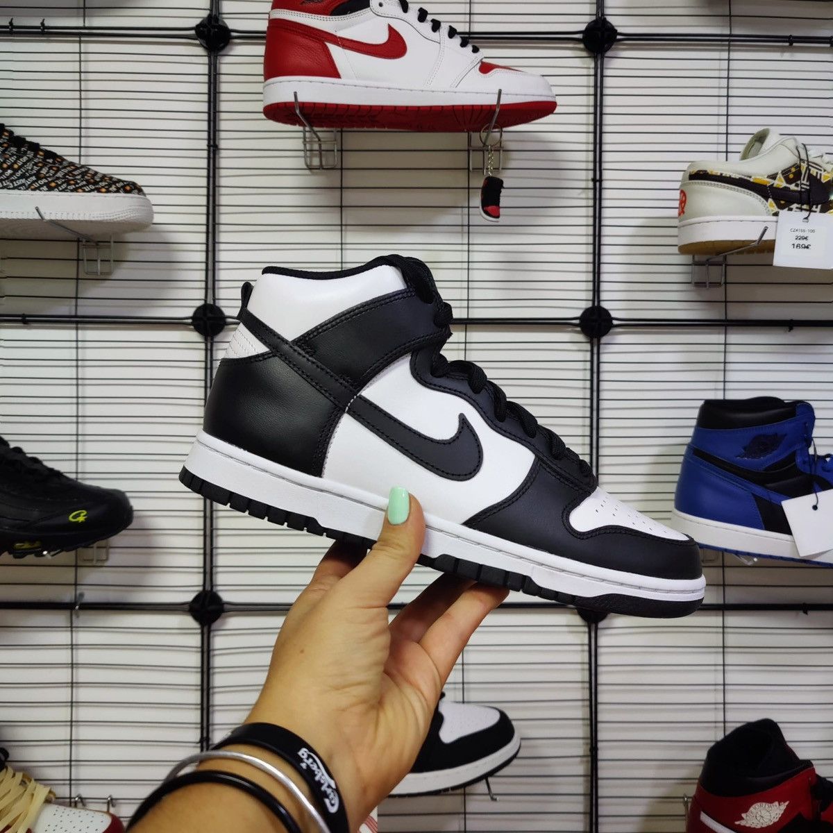 Nike Nike Dunk High Panda size EU 41-US 8 Size US 8 / EU 41 - 1 Thumbnail
