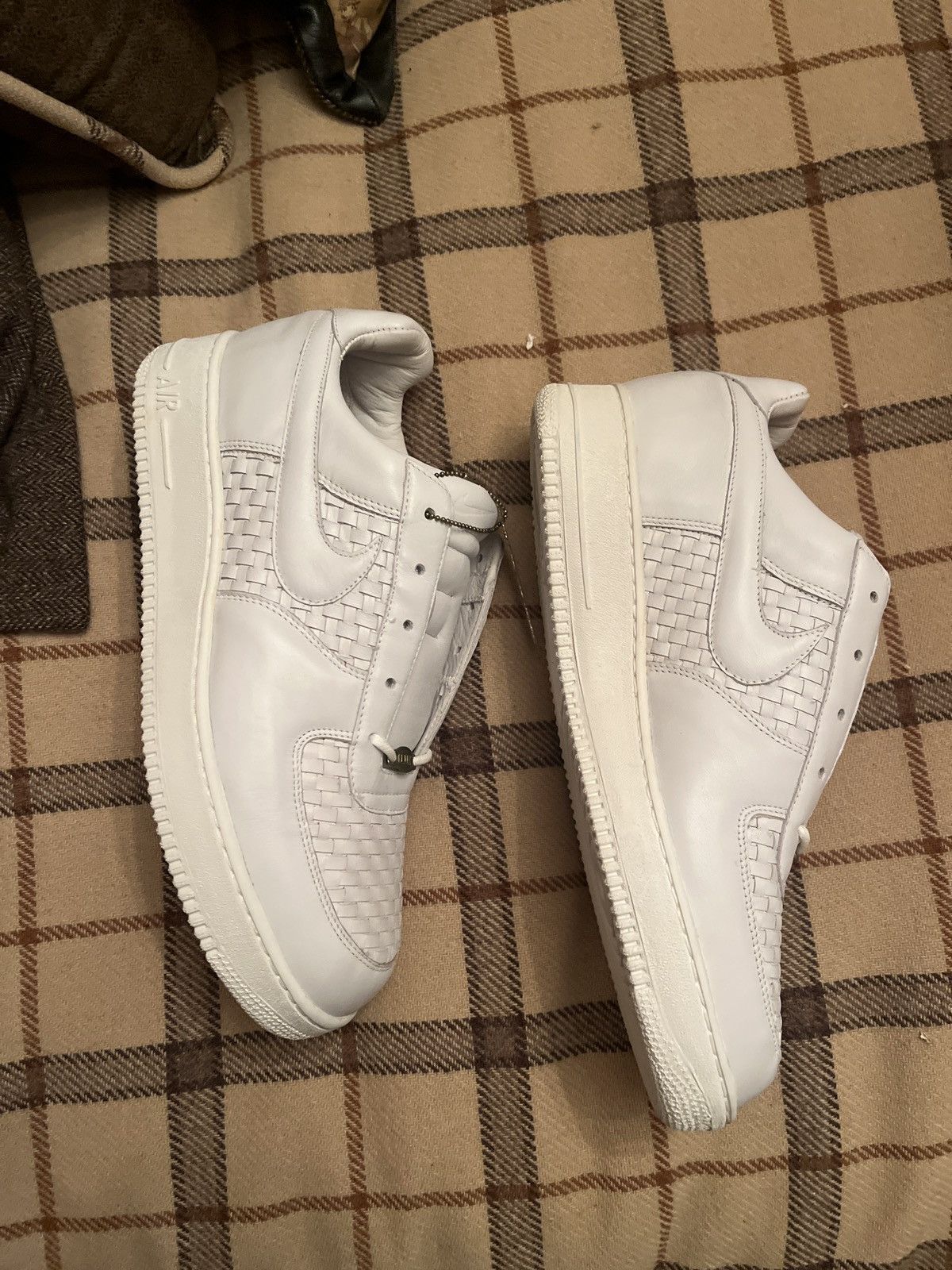 Nike Nike Air Force one Lux Size US 11 / EU 44 - 4 Thumbnail