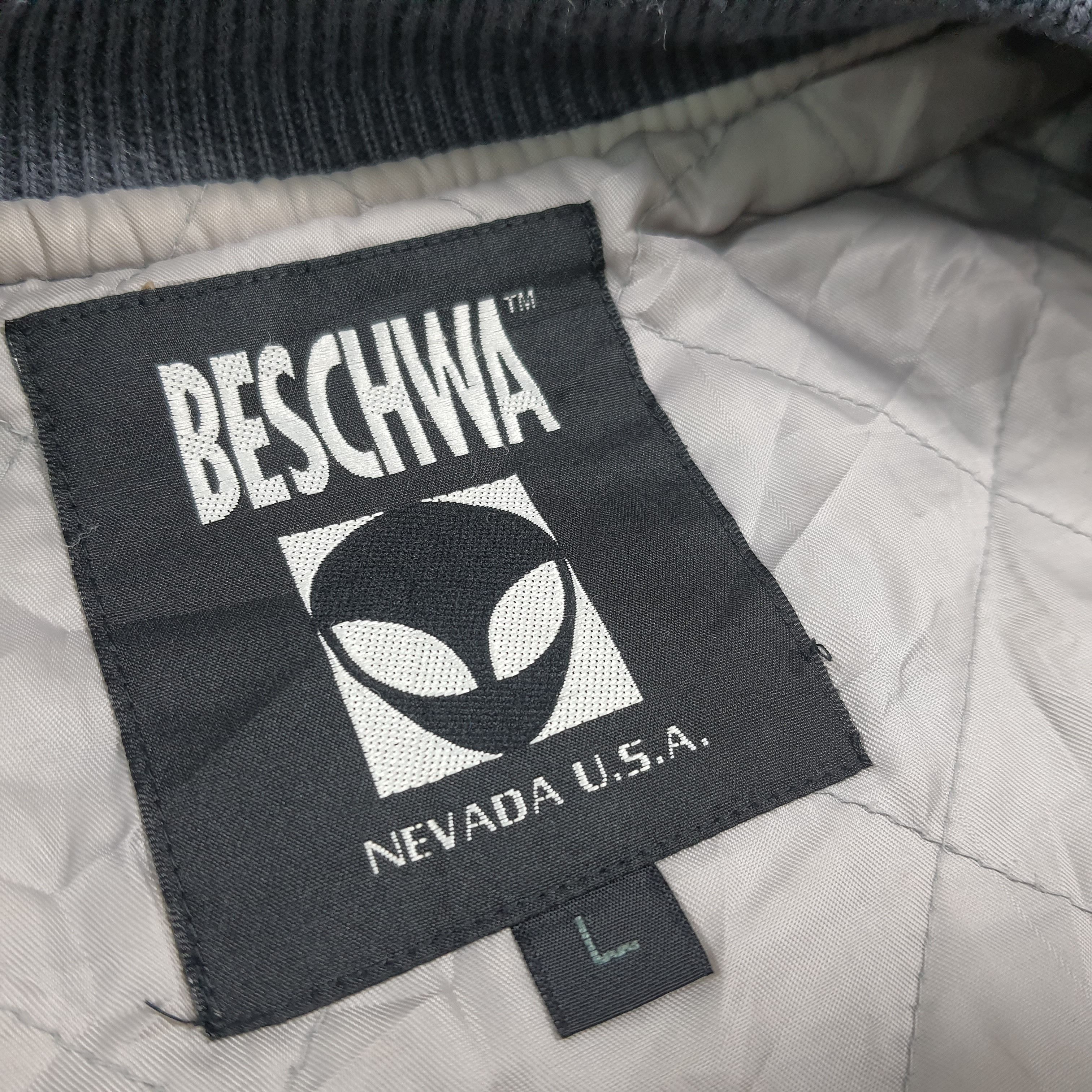 Vintage Vintage 90s Beschwa Alien Varsity Rare Bomber C290N31 Size US L / EU 52-54 / 3 - 8 Thumbnail
