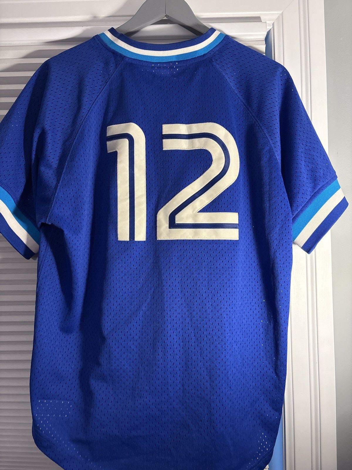 Mitchell & Ness Blue Jays #12 Roberto Alomar Cooperstown Collection Jersey Size US M / EU 48-50 / 2 - 2 Thumbnail