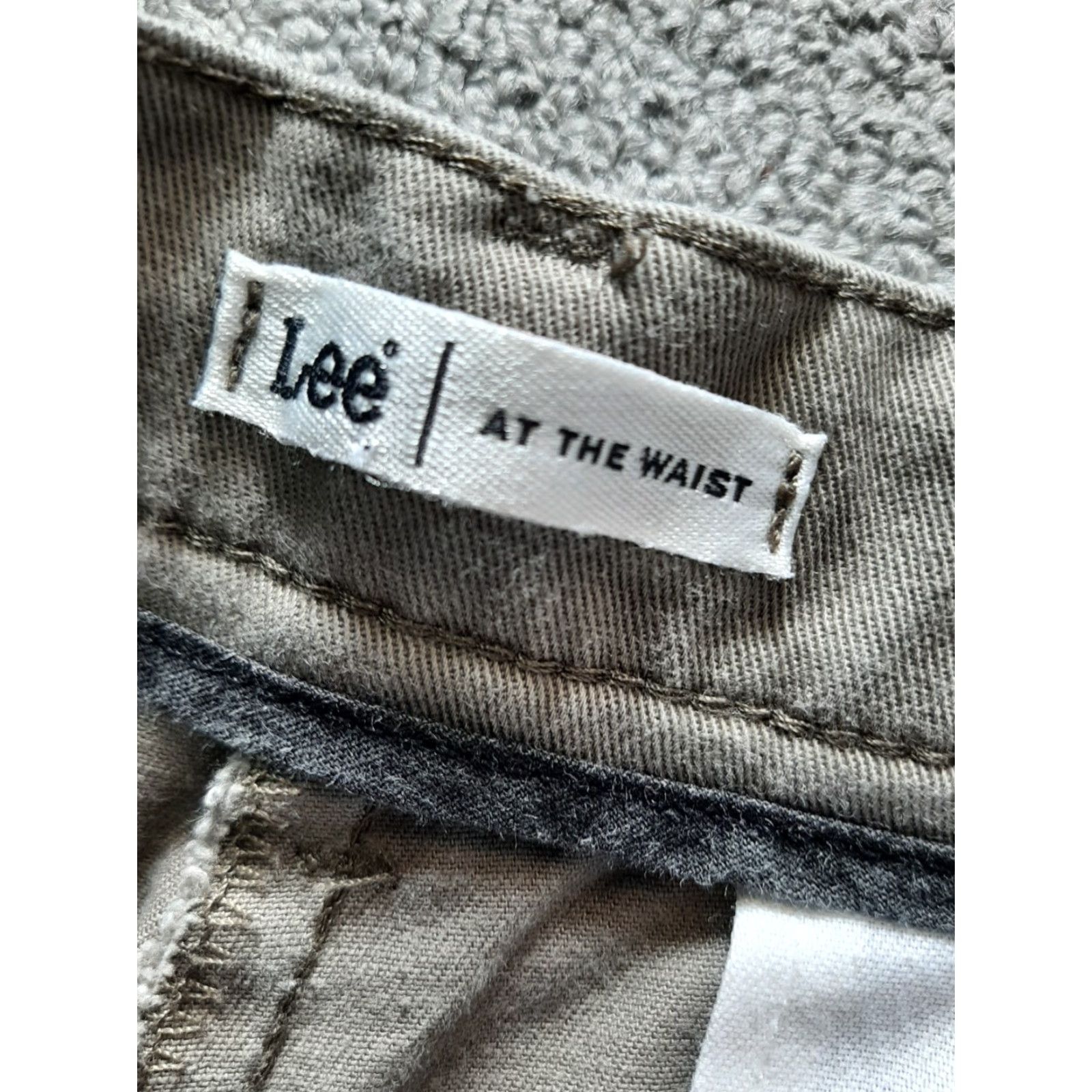 Lee LEE Women's Pants At the Waist Size 10 Gray Straight Front Stretch Casual RegularS Size 32" / US 10 / IT 46 - 4 Thumbnail