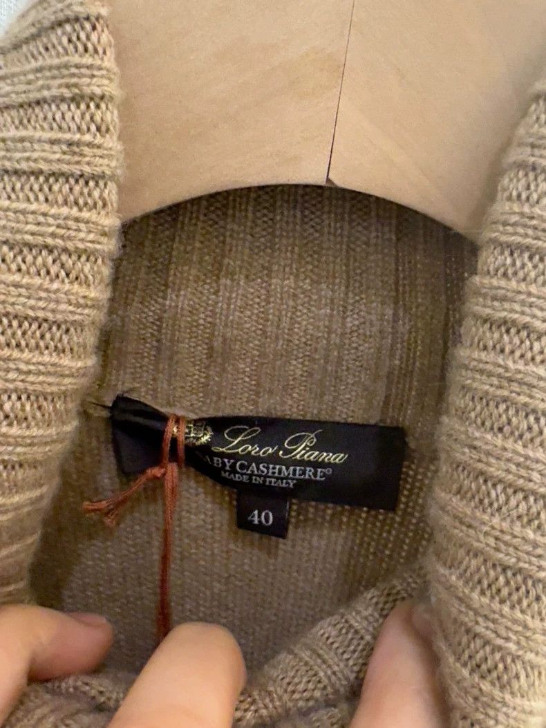 Loro Piana LORO PIANA Camel color high collar baby cashmere sweater Size XS / US 0-2 / IT 36-38 - 5 Thumbnail