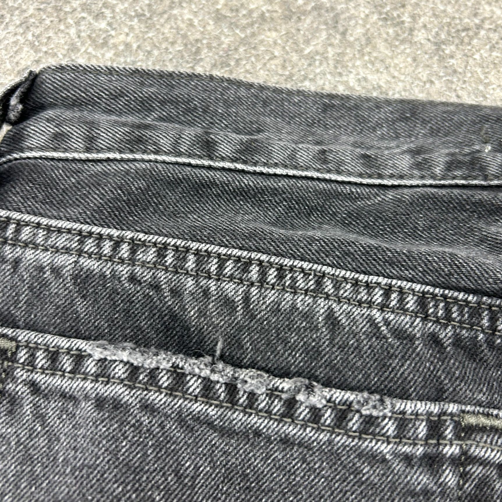Levi's VINTAGE Levi's Wedgie Jeans Womens 27 Black Straight Premium 501 Stretch Denim Distressed 80s 90s Retro Womens Size 27" / US 4 / IT 40 - 4 Thumbnail