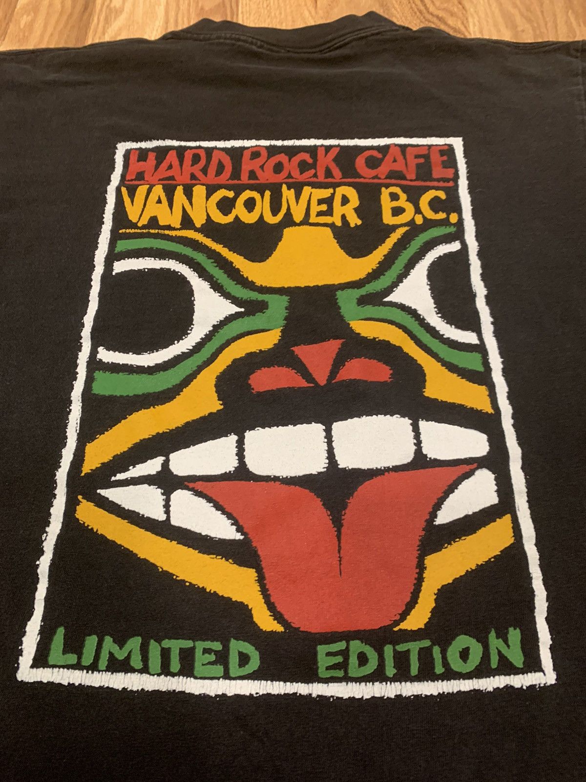 Hard Rock Cafe × Vintage Vintage Hard Rock Cafe Vancouver Limited Edition Size US M / EU 48-50 / 2 - 4 Thumbnail