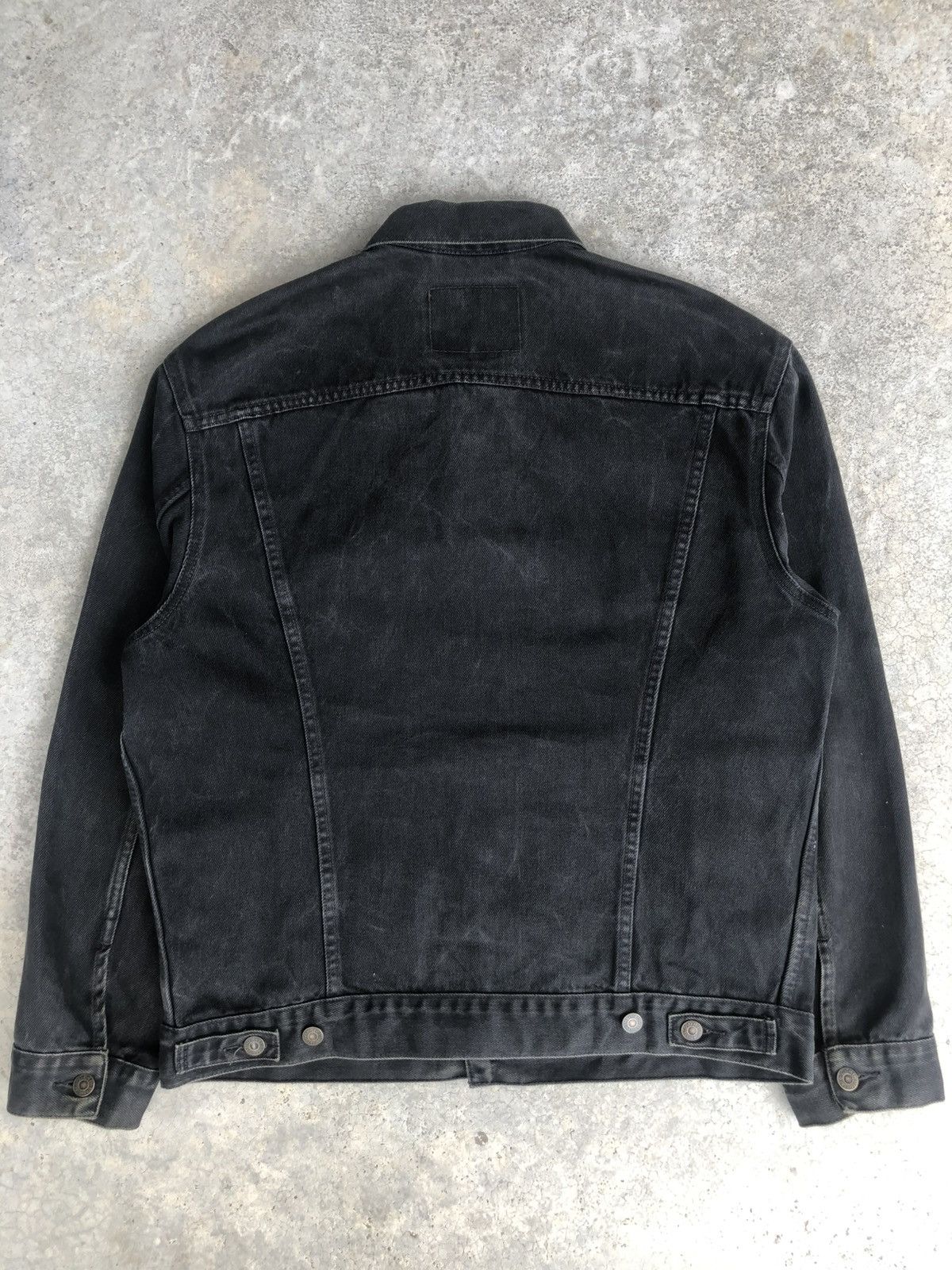Levi's Vintage Levi’s Denim Jacket Distressed Size US L / EU 52-54 / 3 - 2 Thumbnail