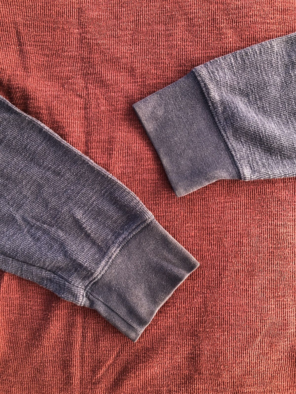 Merona Vintage Classic Merona Burgundy Navy Long Sleeve Raglan Tee Size US M / EU 48-50 / 2 - 6 Thumbnail