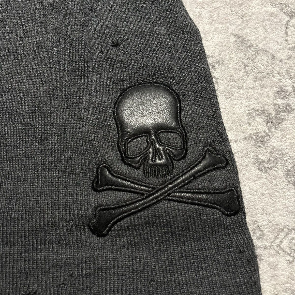 Roen Roen Leather Skull & Crossbones Patch Distressed Beanie Size ONE SIZE - 3 Thumbnail