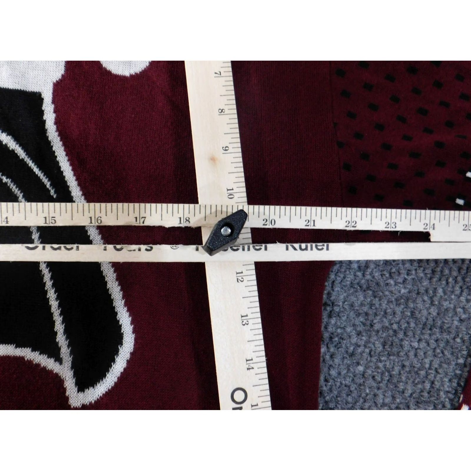 Disney Disney Star Wars Sweater Mens M Red Christmas Pullover Crew Neck Raglan Sleeve Knit Lightweight Holiday VINTAGE? Size M / US 6-8 / IT 42-44 - 7 Thumbnail