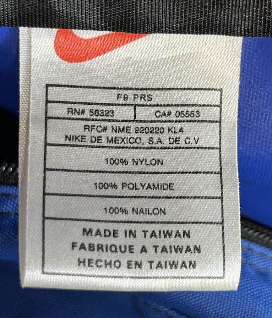 Nike Vintage XL 90s Blue Nike Travel Duffle Gym Bag Swoosh Logo Size ONE SIZE - 19 Thumbnail