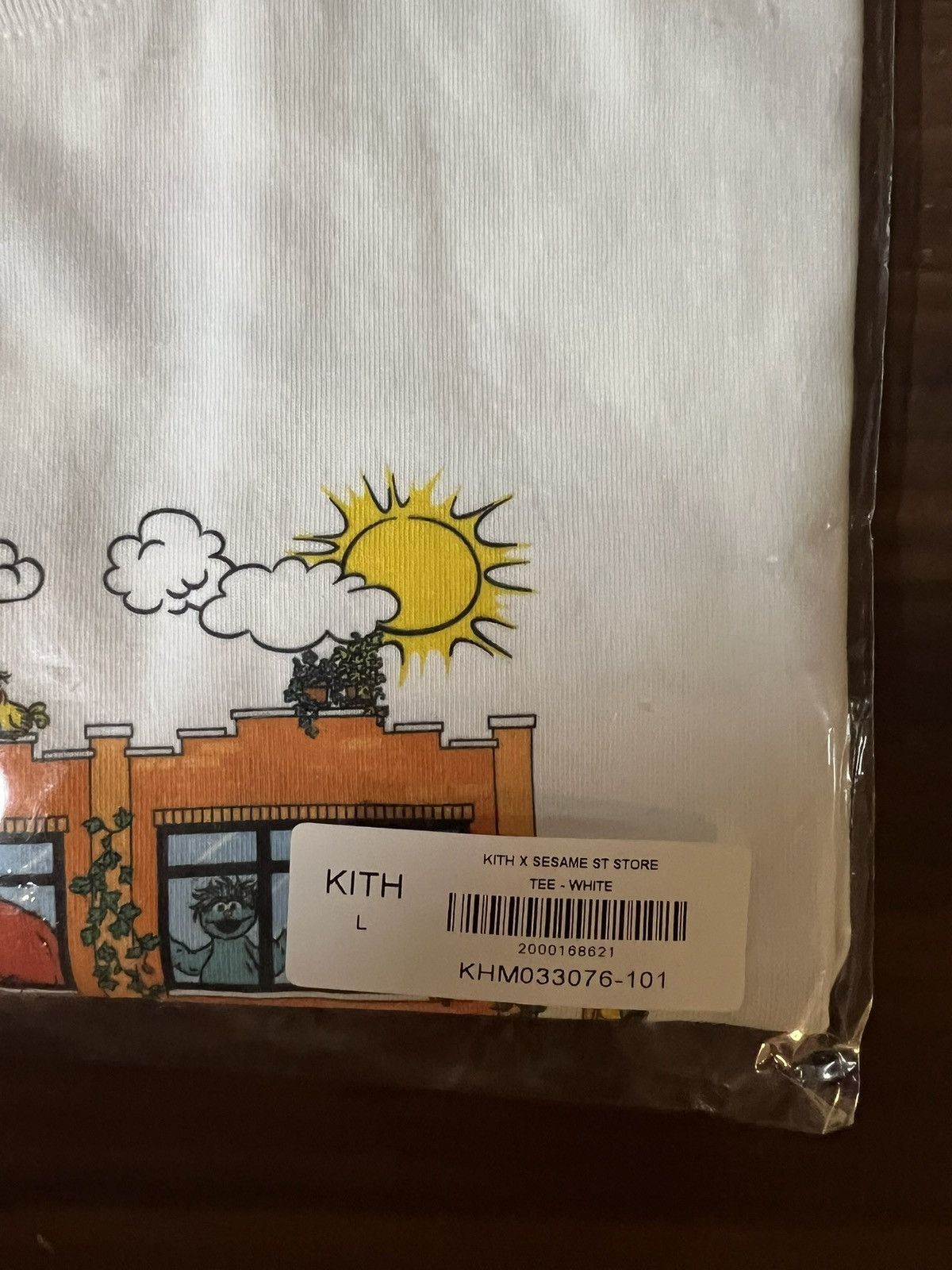 Kith Kith for Sesame Street Store Tee in White Size Large Size US L / EU 52-54 / 3 - 7 Thumbnail