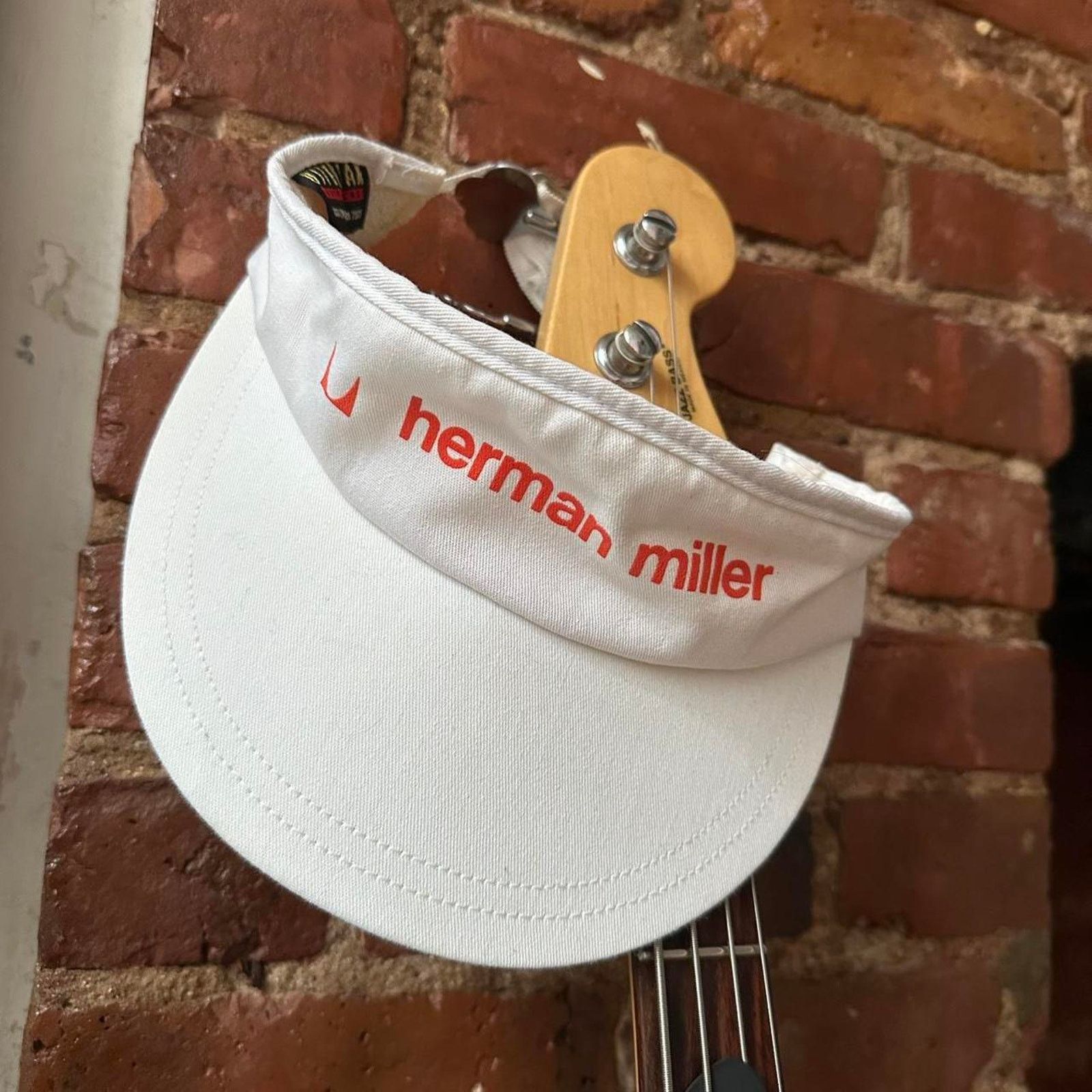 Other × Vintage Rare vintage 80s 90s herman miller visor Size ONE SIZE - 1 Thumbnail