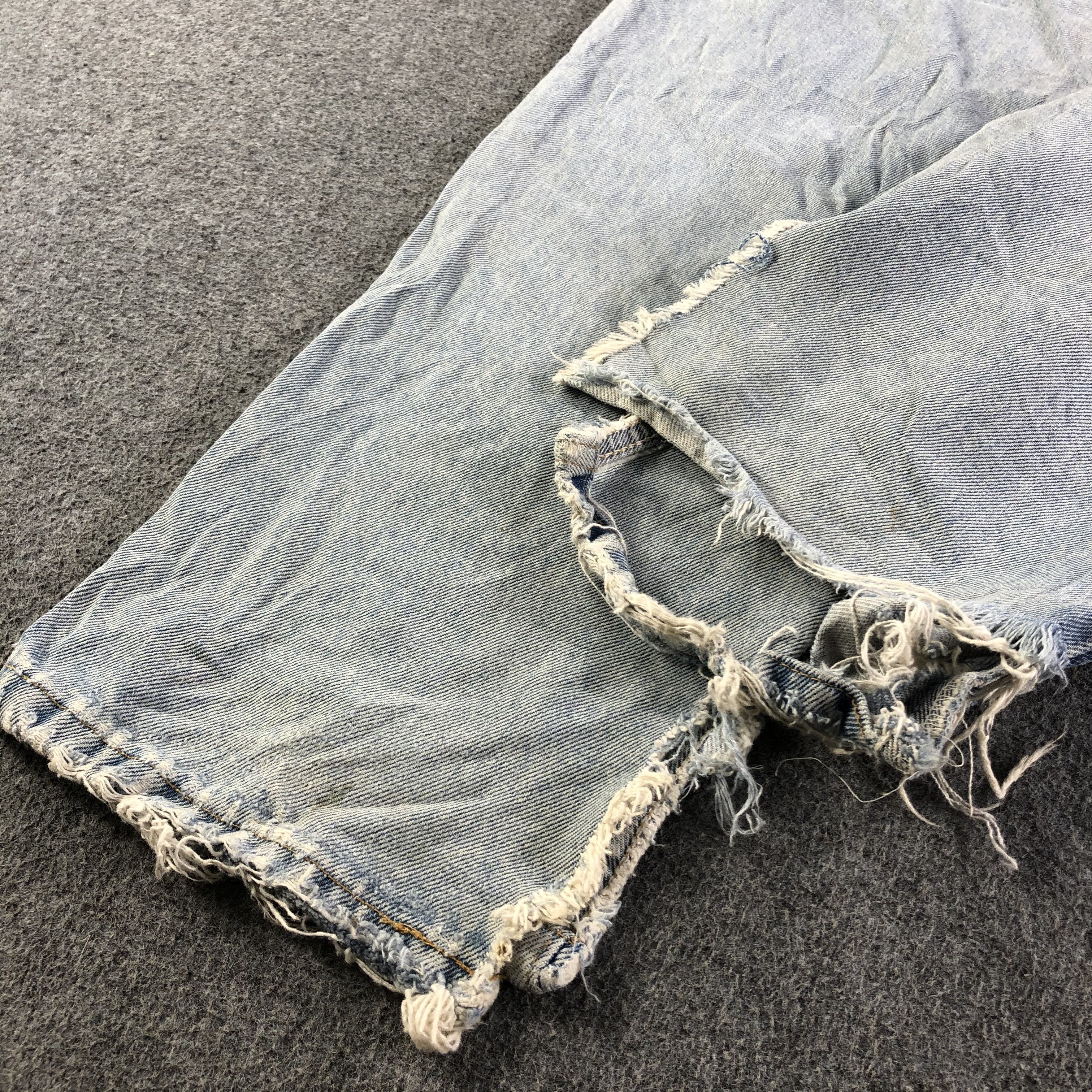Levi's Vintage Distress Levis 560 Jeans-J3301 Size US 32 / EU 48 - 6 Thumbnail