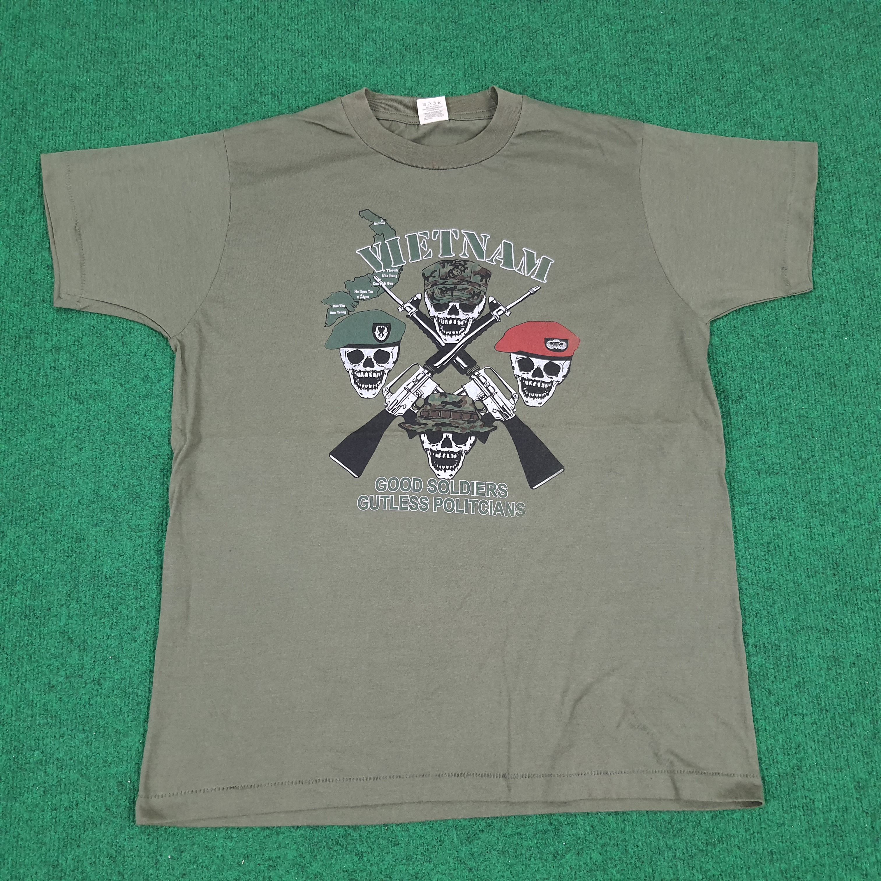 Other Vintage Vietnam Good Soldiers Gutless Politicians T-shirt Size US M / EU 48-50 / 2 - 1 Thumbnail