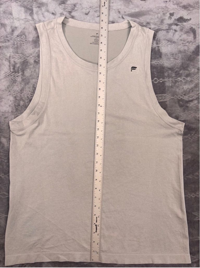 Fabletics Men's Fabletics Tank Top Size L Gray Size US L / EU 52-54 / 3 - 4 Thumbnail