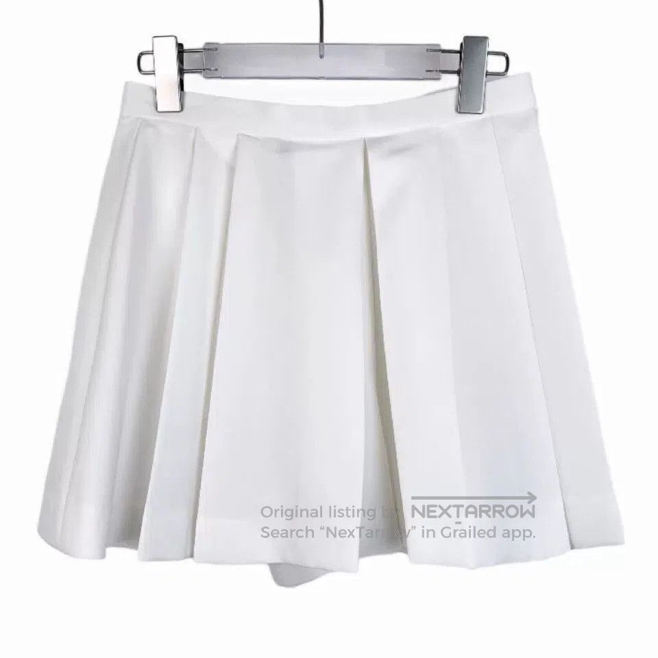 Louis Vuitton Louis Vuitton Logo Silk Blend White Pleated Skirt. Size 37" - 2 Thumbnail