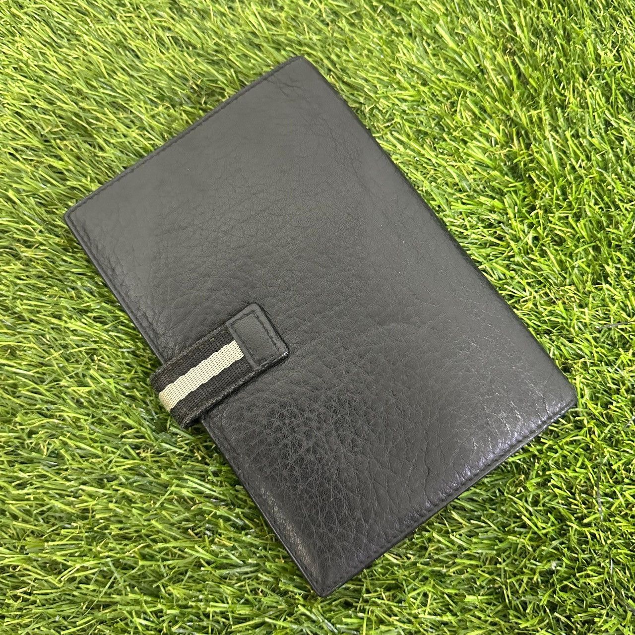 Bally Bally Vintage Leather Passport Holder Travel Organizer Italy Size ONE SIZE - 2 Thumbnail