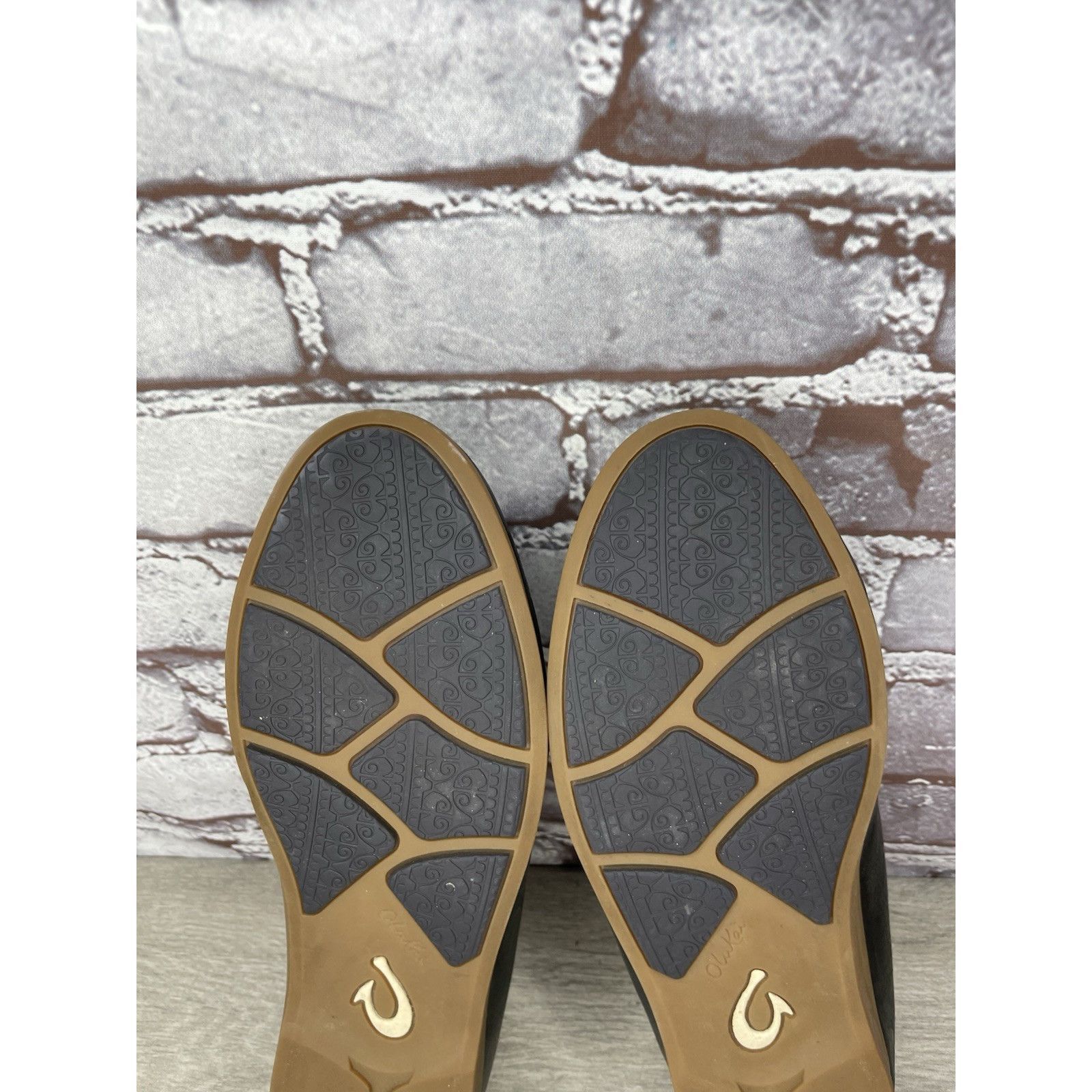 Olukai OluKai Kiele Black Leather Loafer Convertible Slip On Flats Size US 9 / IT 39 - 21 Thumbnail