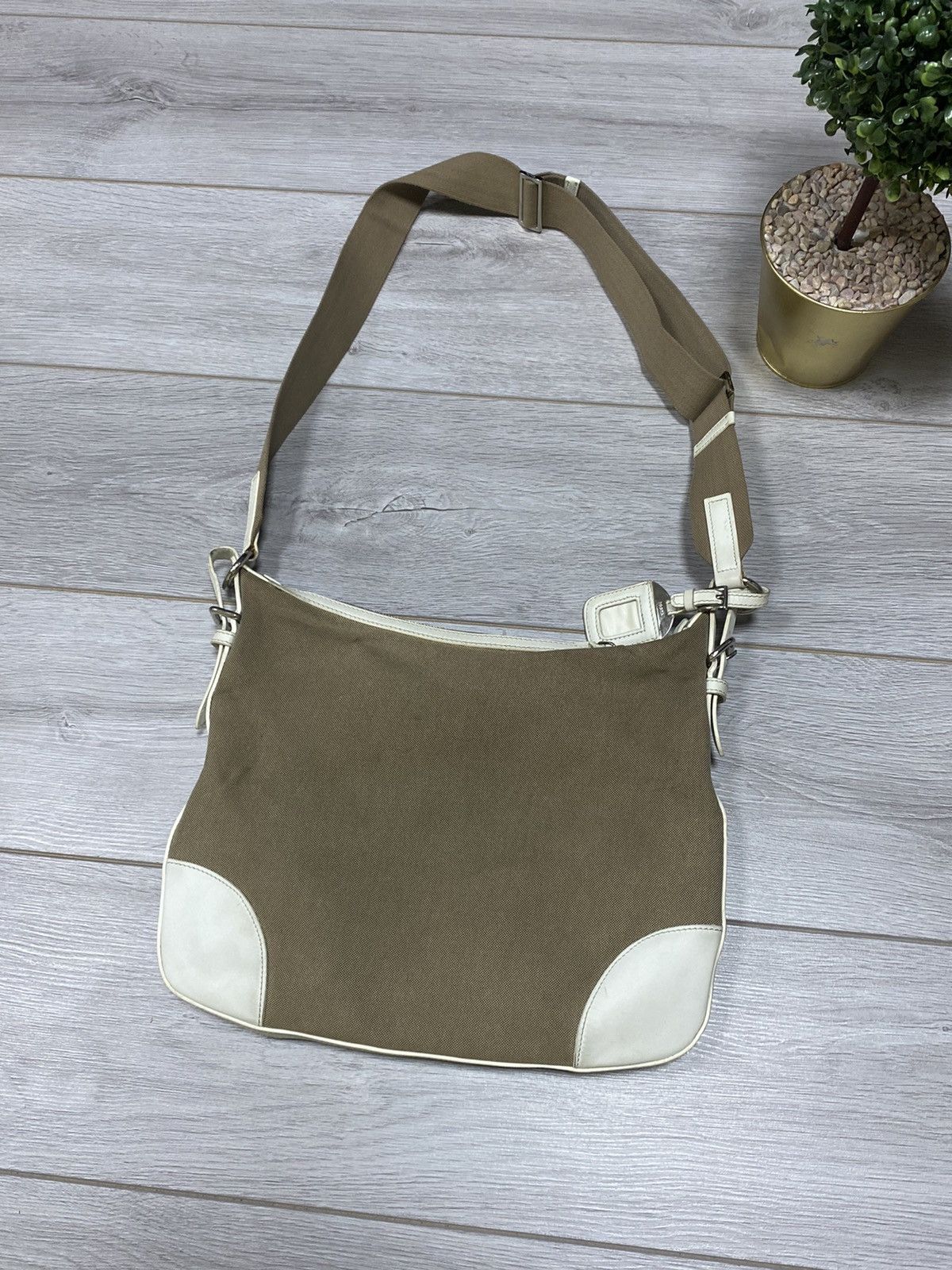 Prada Prada Milano big logo shoulder bag Size ONE SIZE - 12 Thumbnail