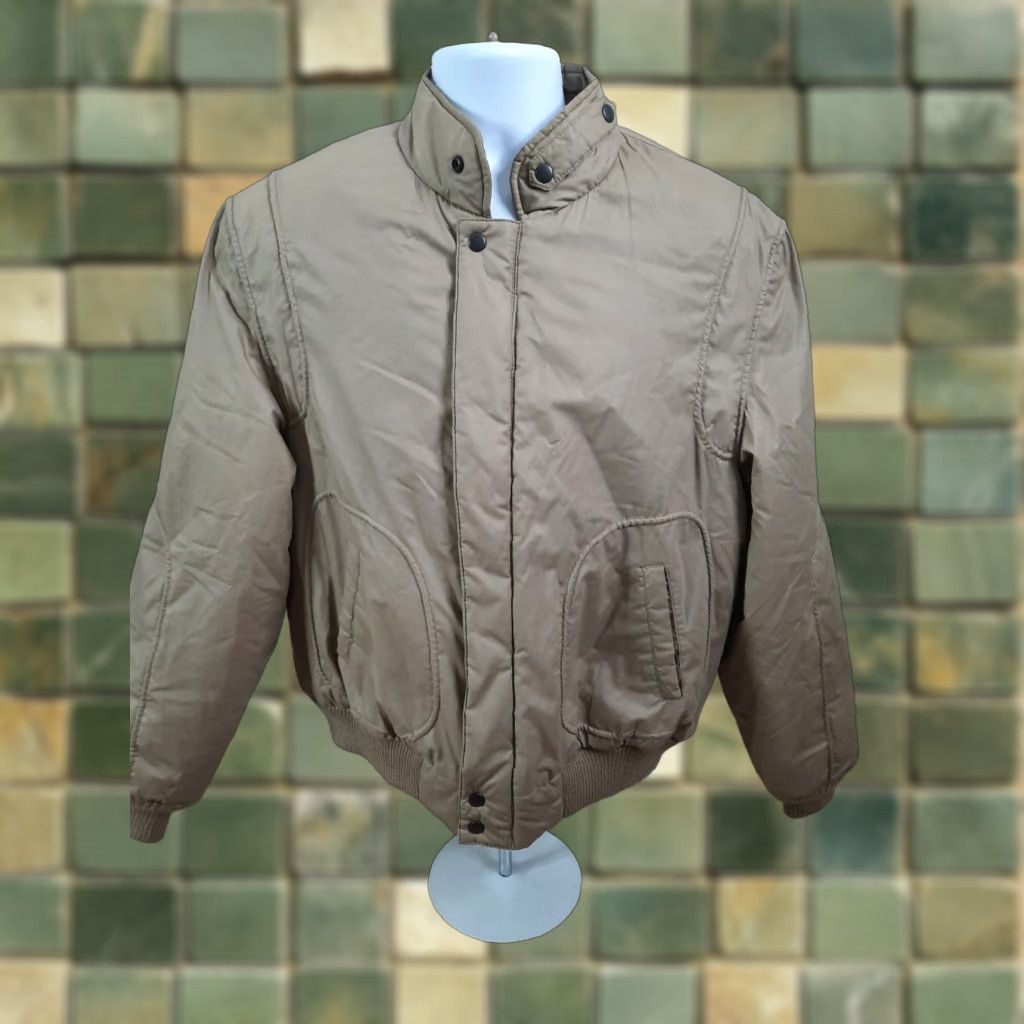 Vintage VINTAGE Lakeland Insulated Bomber Jacket Car Club Zip Size 44 Large Beige Size US S / EU 44-46 / 1 - 1 Thumbnail