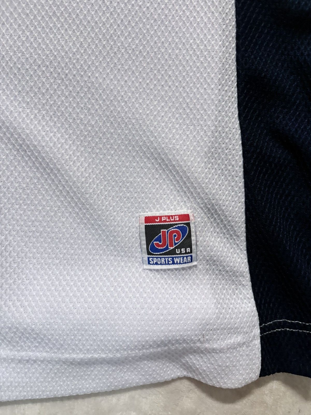 Vintage 90’s Michigan Wolverines Fully Embroidered Button Up Jersey Size US XXL / EU 58 / 5 - 3 Thumbnail