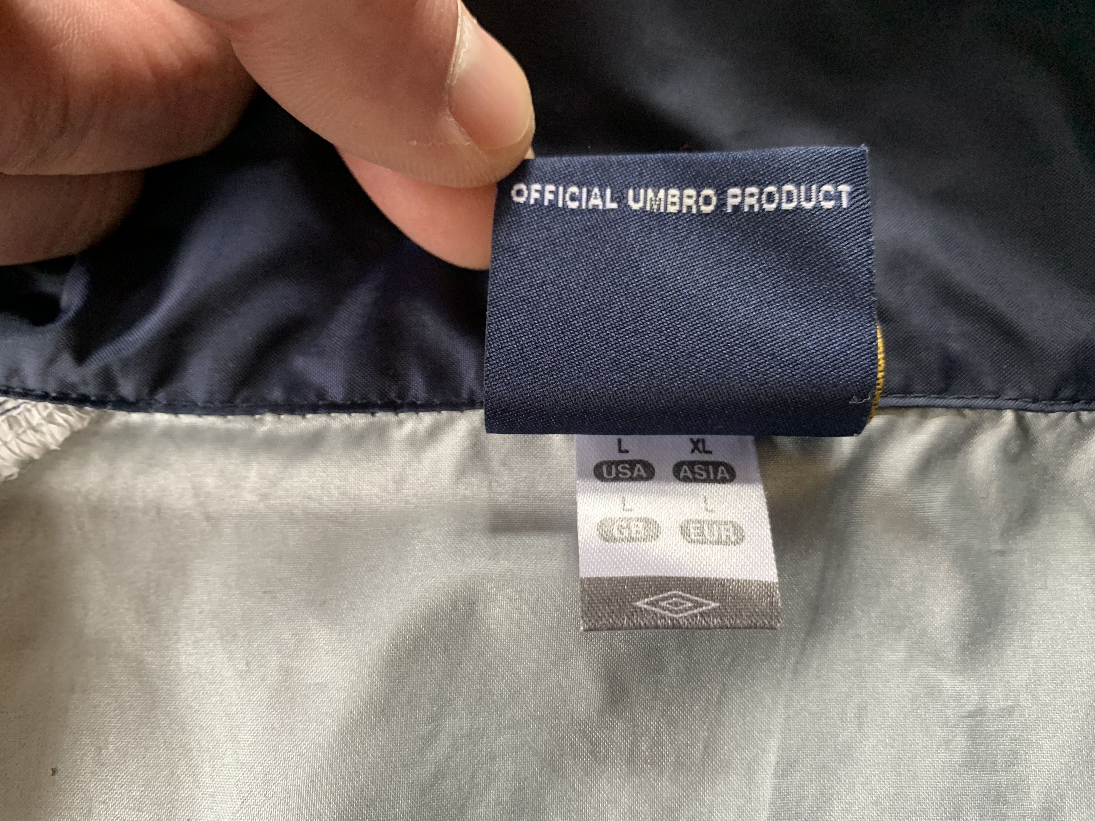 Umbro × Vintage Vintage Umbro England Training Membran Light Hood Jacket Size US L / EU 52-54 / 3 - 7 Thumbnail