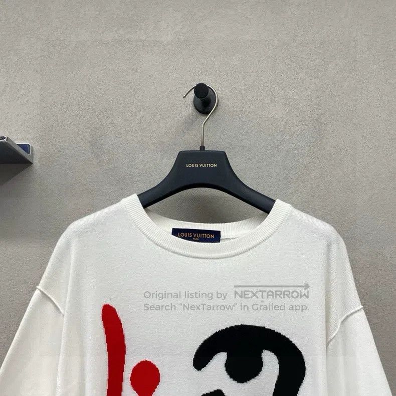 Louis Vuitton Louis Vuitton Geometric face pattern white short sleeve Size US M / EU 48-50 / 2 - 6 Thumbnail