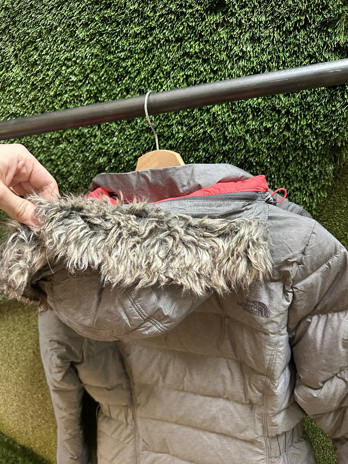 The North Face The North Face 550 Hooded Puffer Jacket Size XS Size XS / US 0-2 / IT 36-38 - 6 Thumbnail