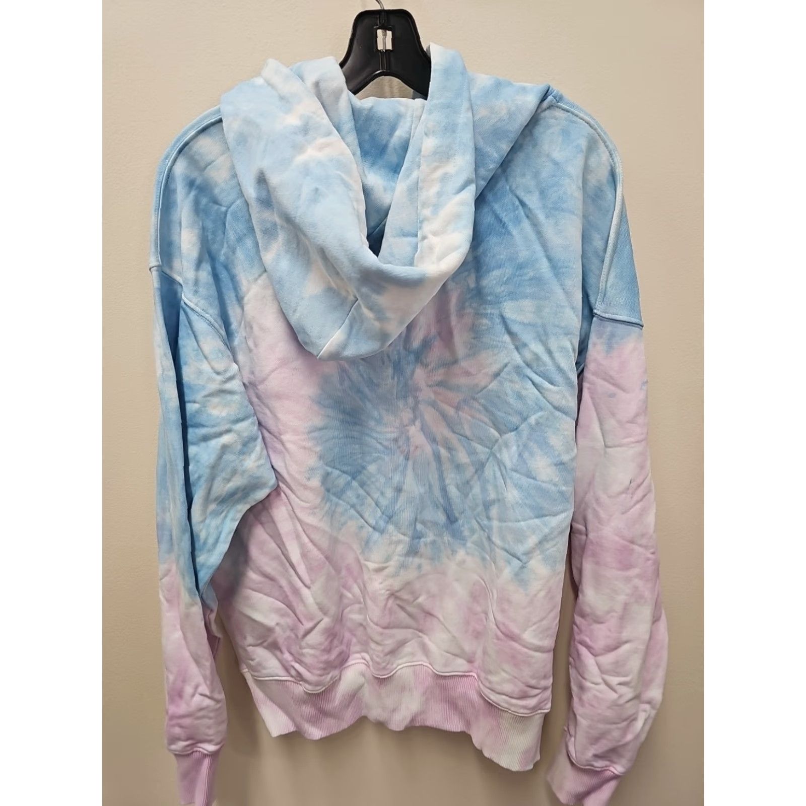 Versace Jeans Couture NWT Versace Jeans Couture Hoodie Mens Pullover Sweatshirt Size Small Multicolor Logo Graphic Print Hooded Distressed? No Size US S / EU 44-46 / 1 - 3 Thumbnail