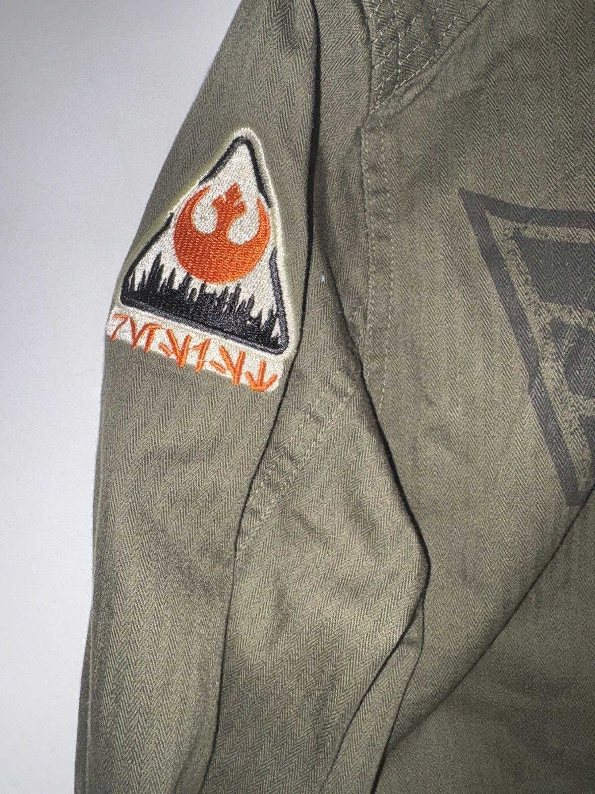 Star Wars Star wars Galaxy edge rebel jacket small mens Size US S / EU 44-46 / 1 - 6 Thumbnail