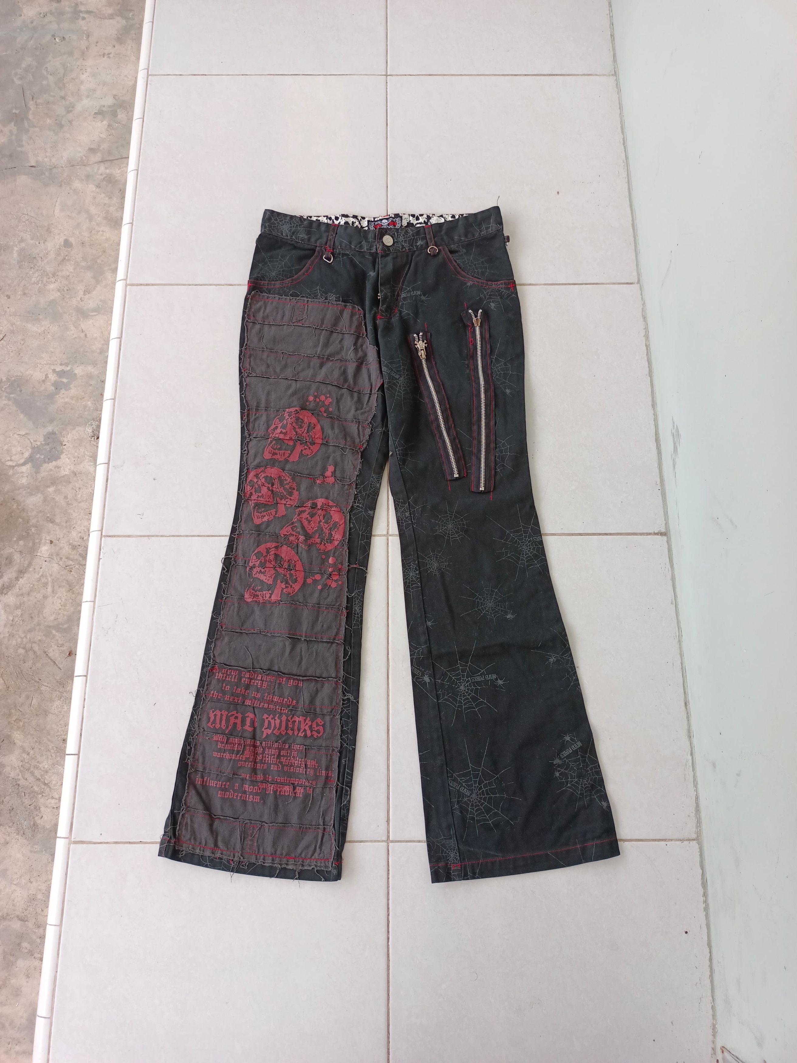 Japanese Brand Mad Girls Harajuku Style Size 29" - 1 Thumbnail