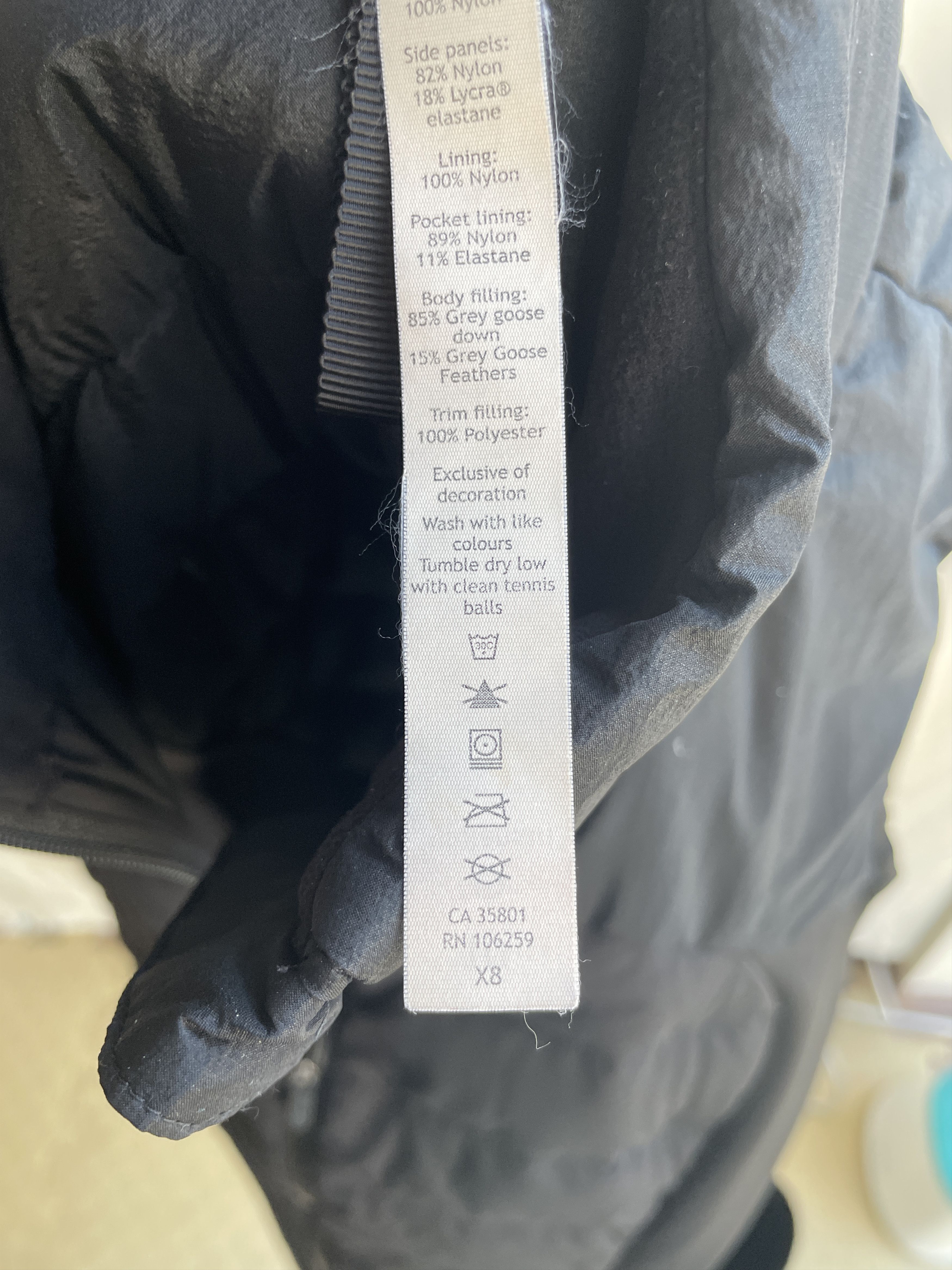 Lululemon Lululemon Womens Down for It All Goose Down Black Vest Size L / US 10 / IT 46 - 10 Thumbnail