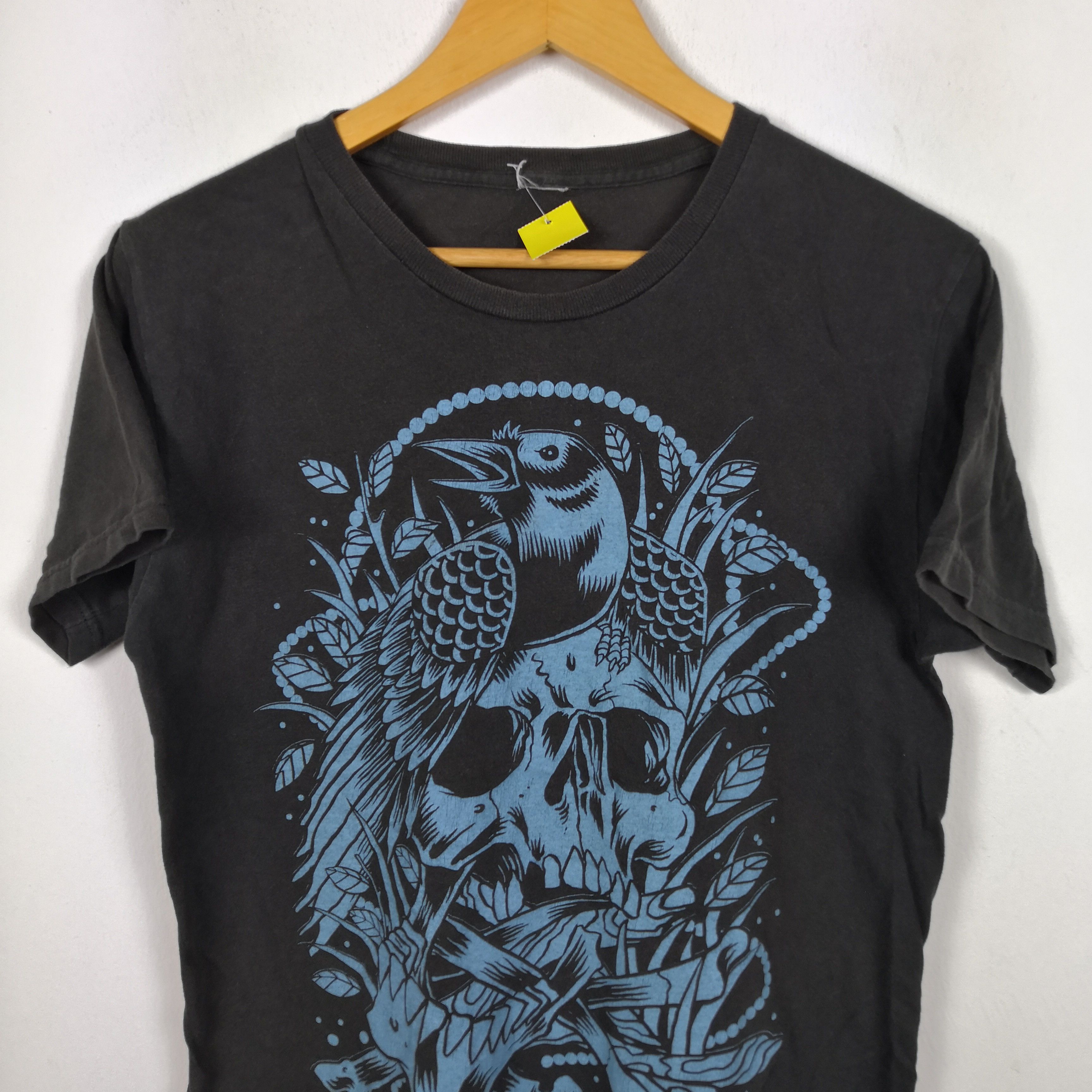 Band Tees Vintage Coldrain T-Shirt Tour Band Concert Crewneck Tees Size US S / EU 44-46 / 1 - 3 Thumbnail