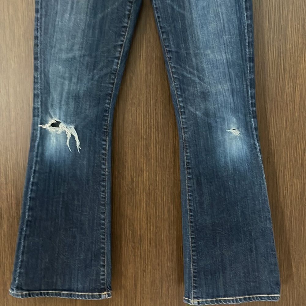 Citizens Of Humanity Citizens of Humanity Ingrid low waist flare distressed medi Size 31" - 3 Thumbnail