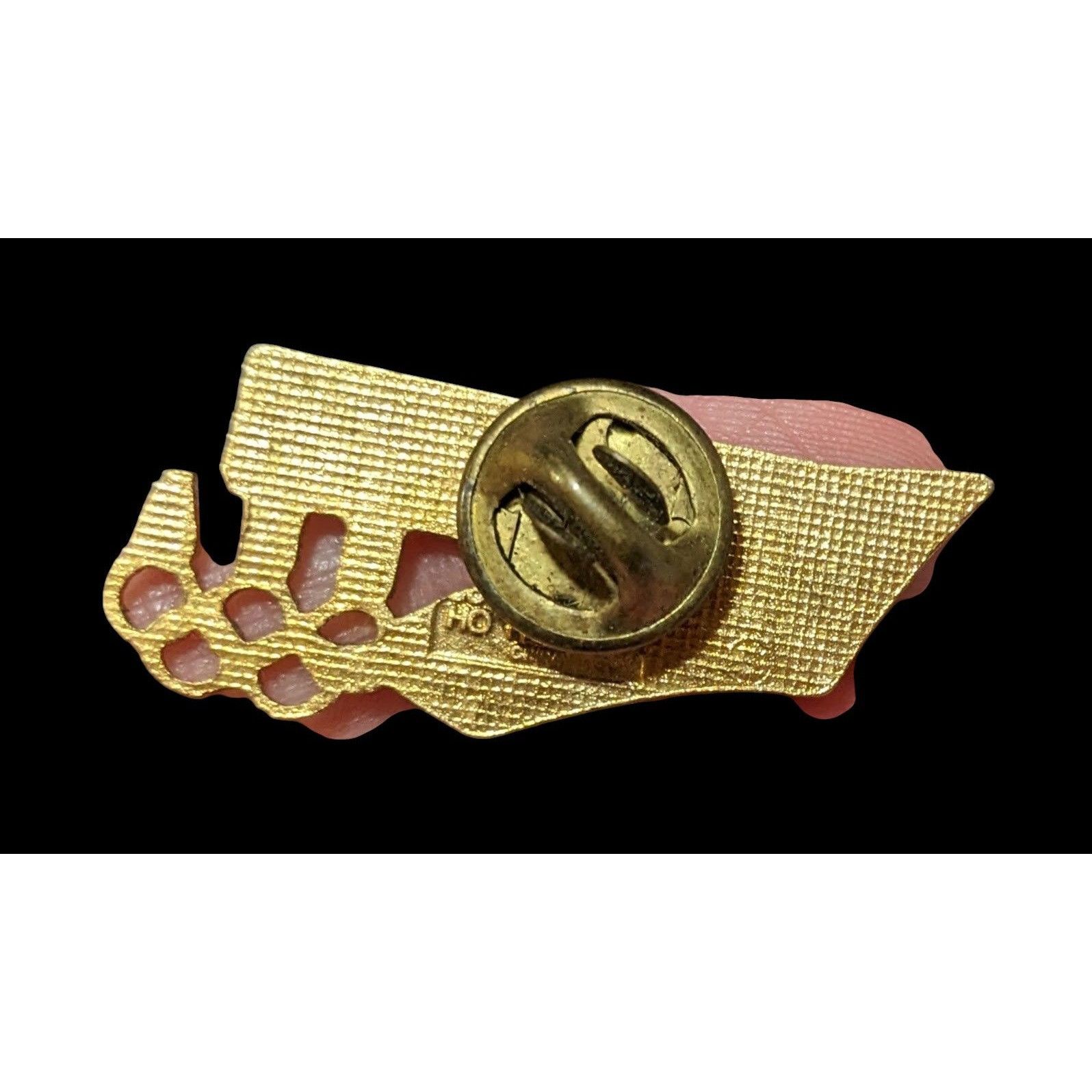 Other Vintage 90s Go For The Gold Olympic US Flag Lapel Pin Size ONE SIZE - 2 Thumbnail
