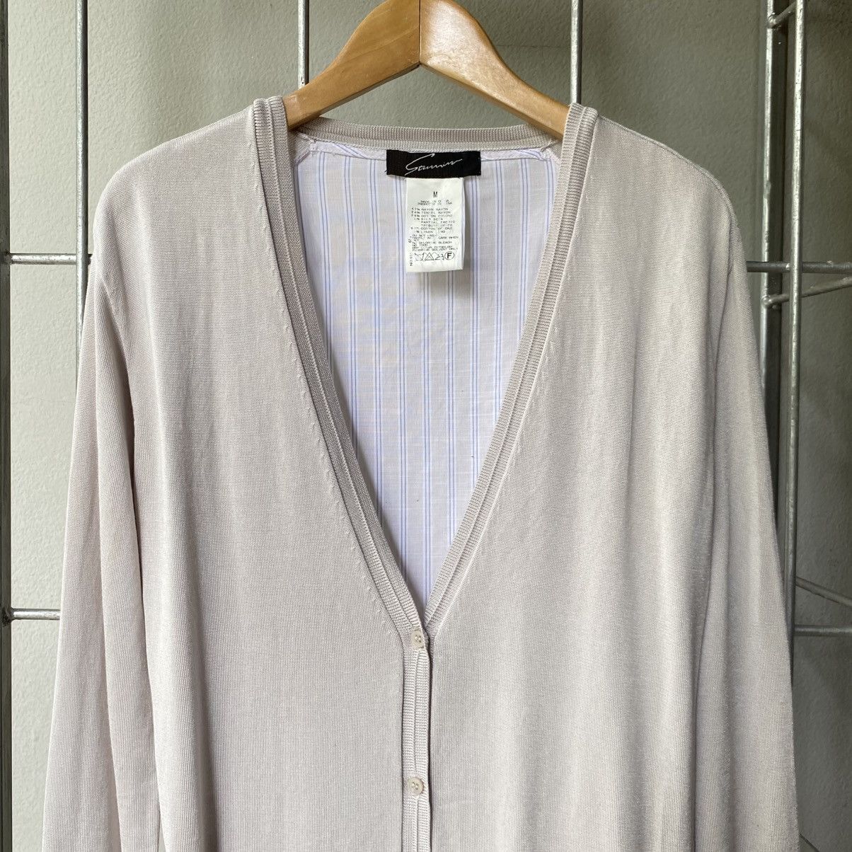 Japanese Brand 😊Beige V-Neck Button-Up Cardigan with Pockets Size M / US 6-8 / IT 42-44 - 16 Thumbnail