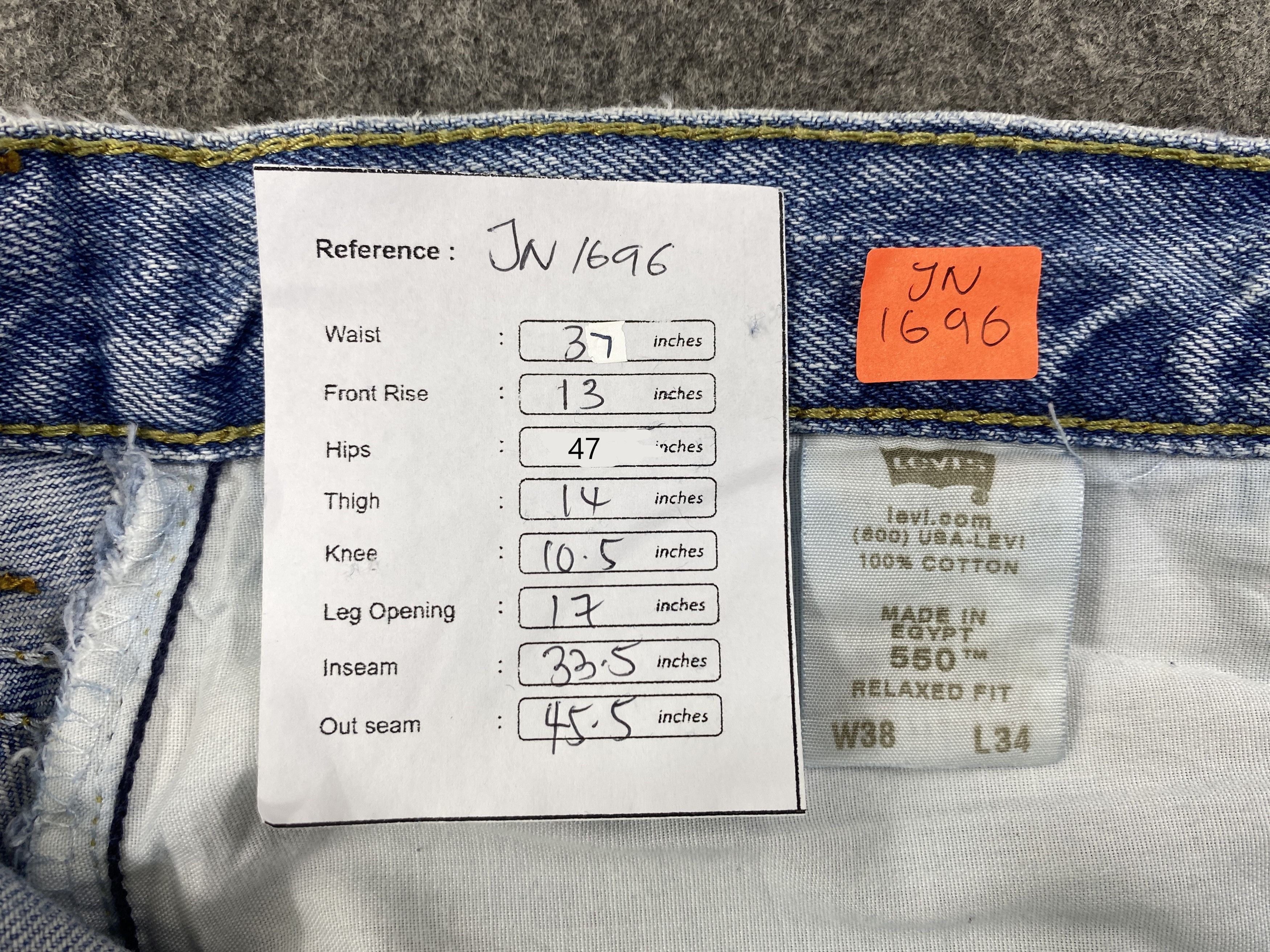 Levi's Light Blue Wash Vintage Levi's 550 37x33.5 Denim -JN1696 Size US 37 - 9 Thumbnail