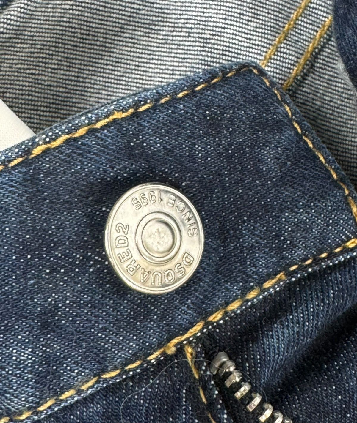 Dsquared2 Dsquared2 Runway Rlare Cropped Jeans size 40 Size 27" / US 4 / IT 40 - 13 Thumbnail
