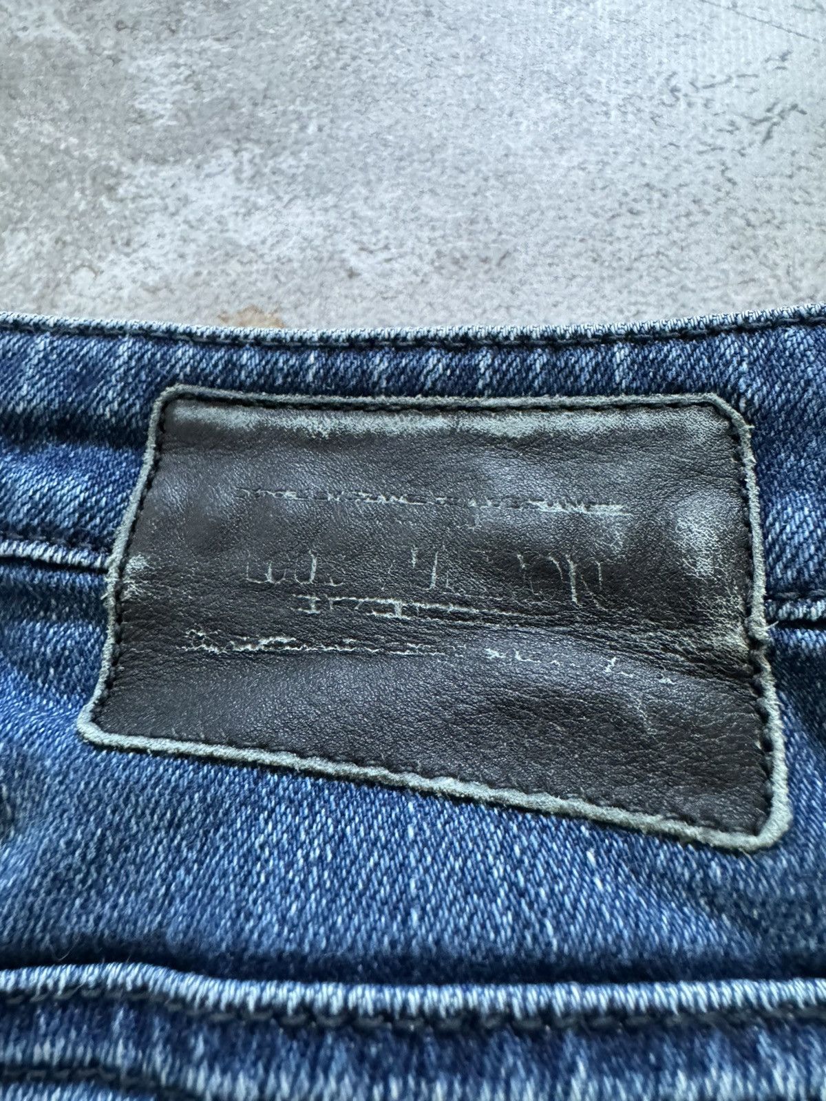 Louis Vuitton Louis Vuitton straight denim jeans Size 26" / US 2 / IT 38 - 8 Thumbnail