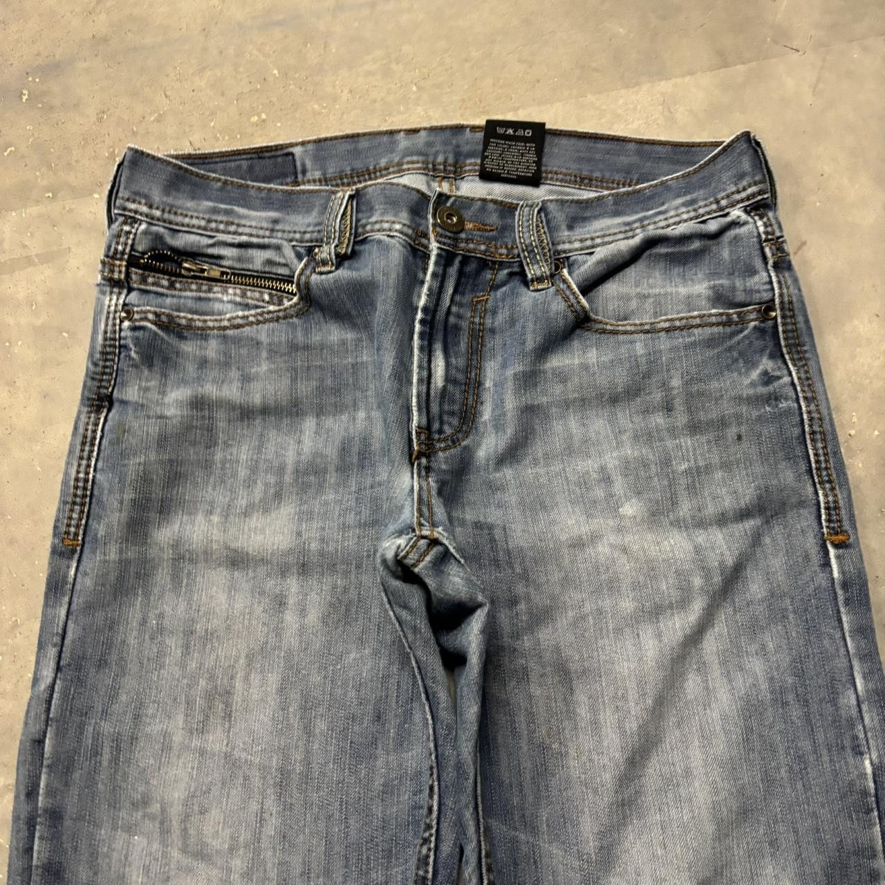 Japanese Brand × Vintage Crazy Vintage Y2K/2000s Faded Dark Wash Distressed Mall Goth Denim Jeans! Size US 31 - 5 Thumbnail