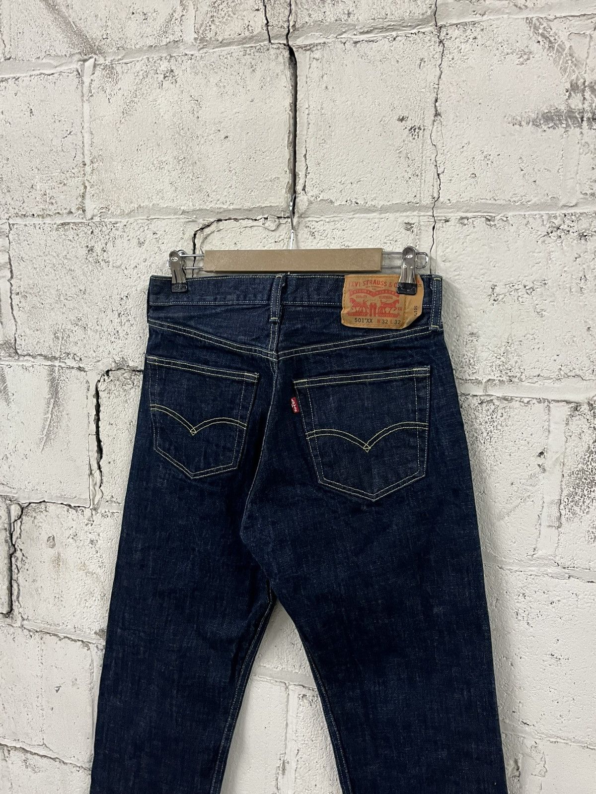 Levi's Levi’s 501XX boot cut dark wash denim button fly Size US 30 / EU 46 - 3 Thumbnail