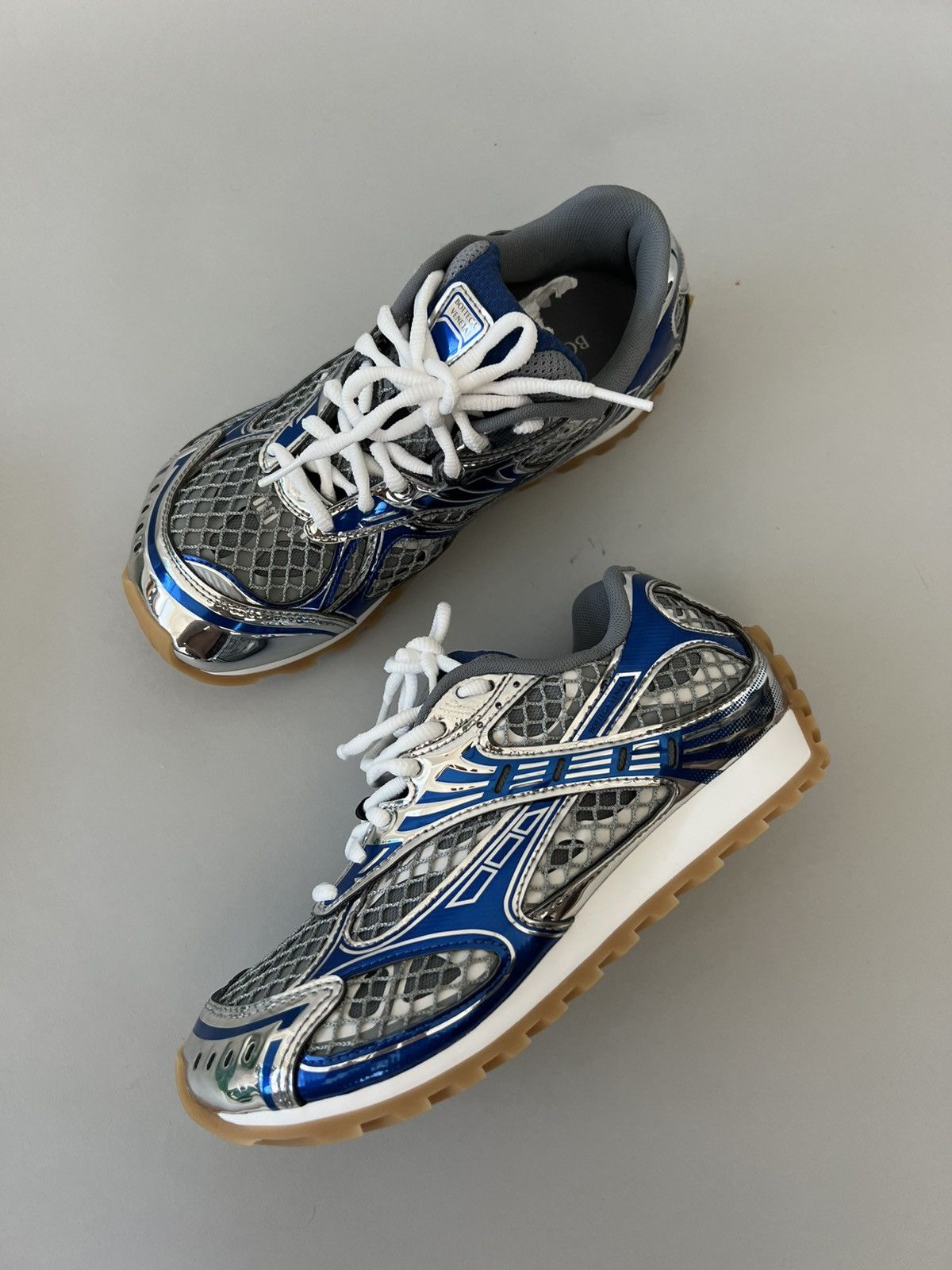 Bottega Veneta Orbit Runner Sneakers in blue Size US 6 / IT 36 - 7 Thumbnail