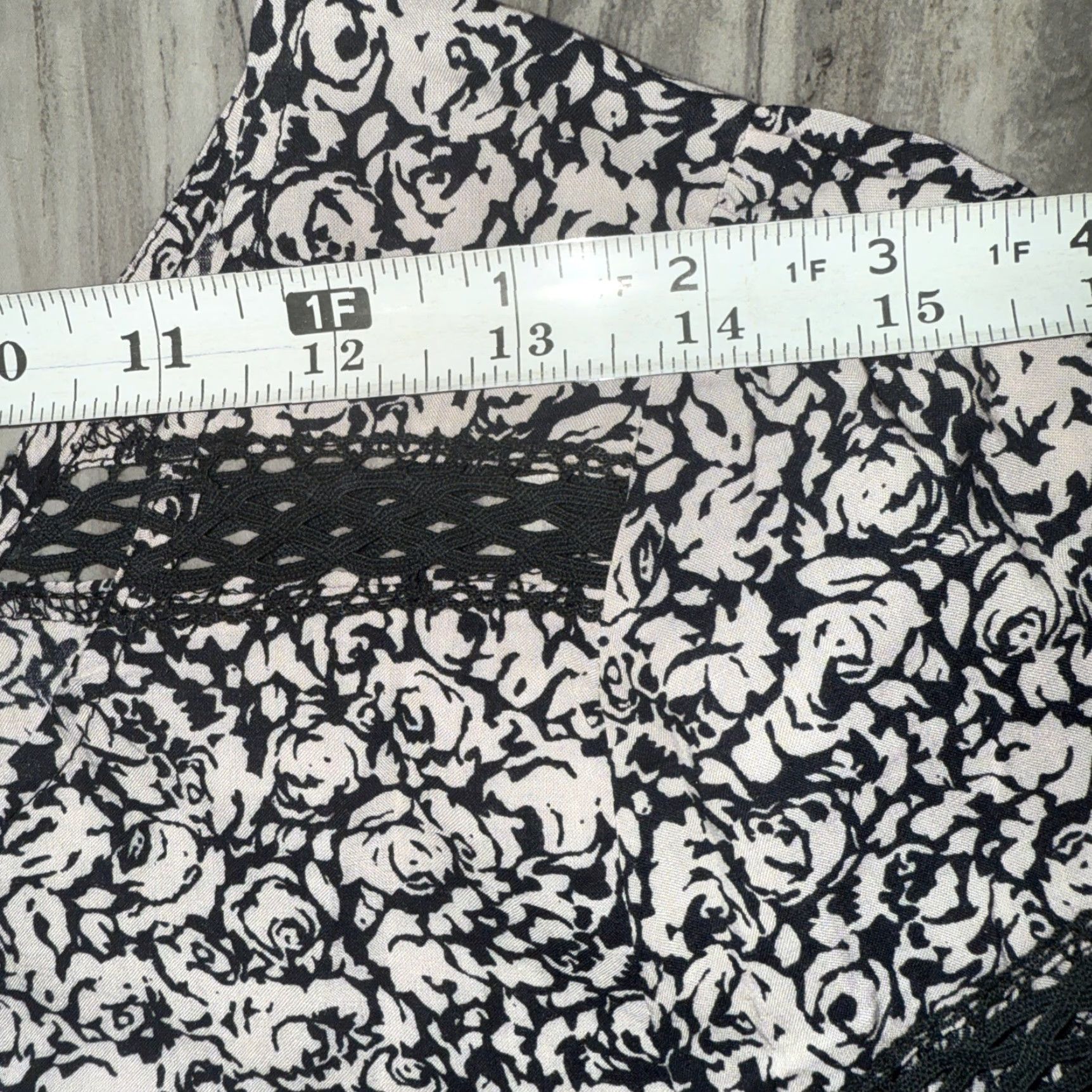 J Brand Esley Dress Fit & Flare Black Tan Floral Lace Ruffle Sleeve Knee Length NWT Womens M Knit Sleeveless? Size M / US 6-8 / IT 42-44 - 6 Thumbnail