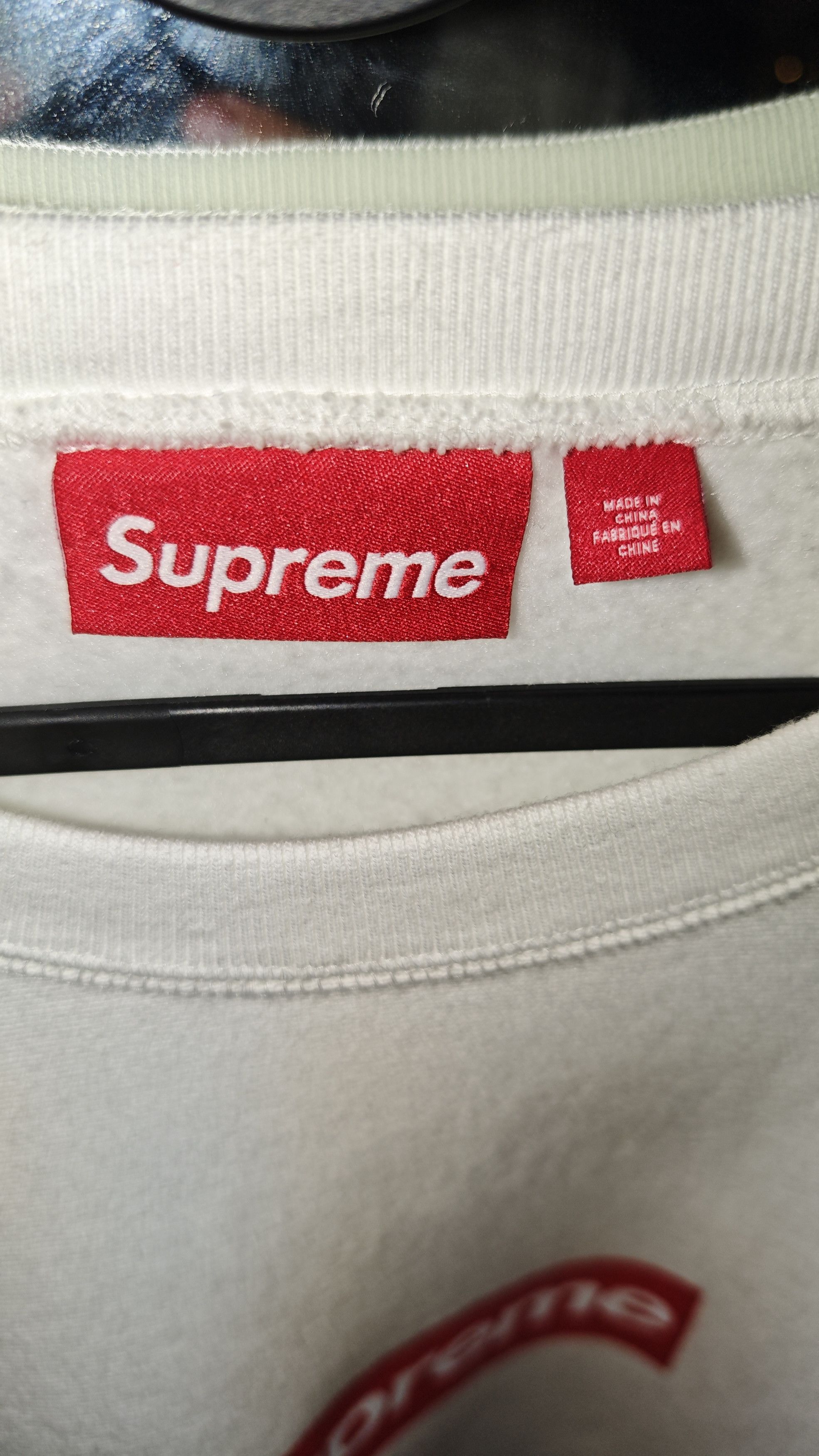 Supreme Supreme Crewneck Washed box logo red on white Size US XL / EU 56 / 4 - 2 Thumbnail