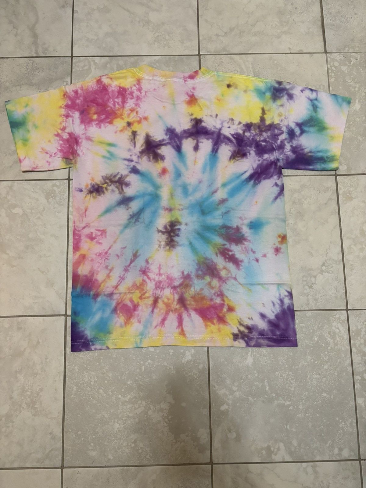 Vintage Rare vintage 90s Dennis Rodman friends & family tie dye tee Size US L / EU 52-54 / 3 - 9 Thumbnail