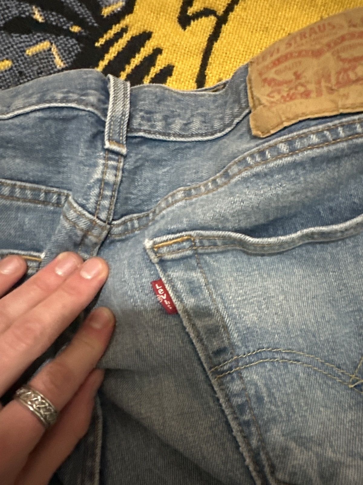 Levi's Vintage Levi’s 501 Light Blue Denim Jeans Size US 32 / EU 48 - 7 Thumbnail