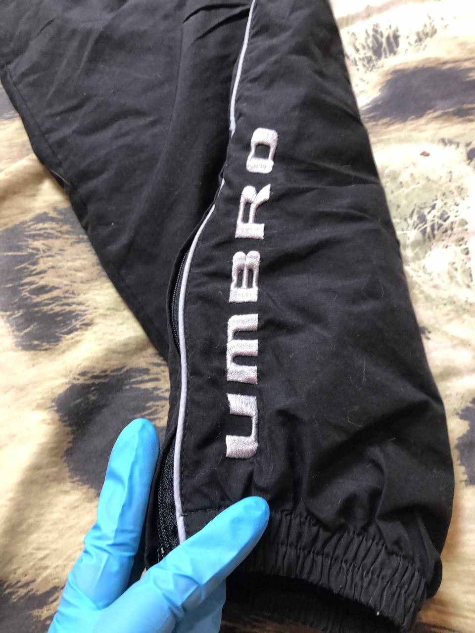 Umbro UMBRO vintage nylon oversize baggy fit sweatpants Size US 34 / EU 50 - 8 Thumbnail